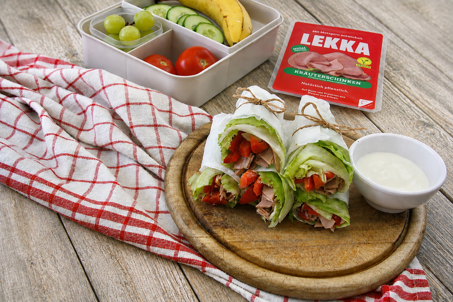 Rezept Vegane Salat-Wraps mit LEKKA Kräuterschinken