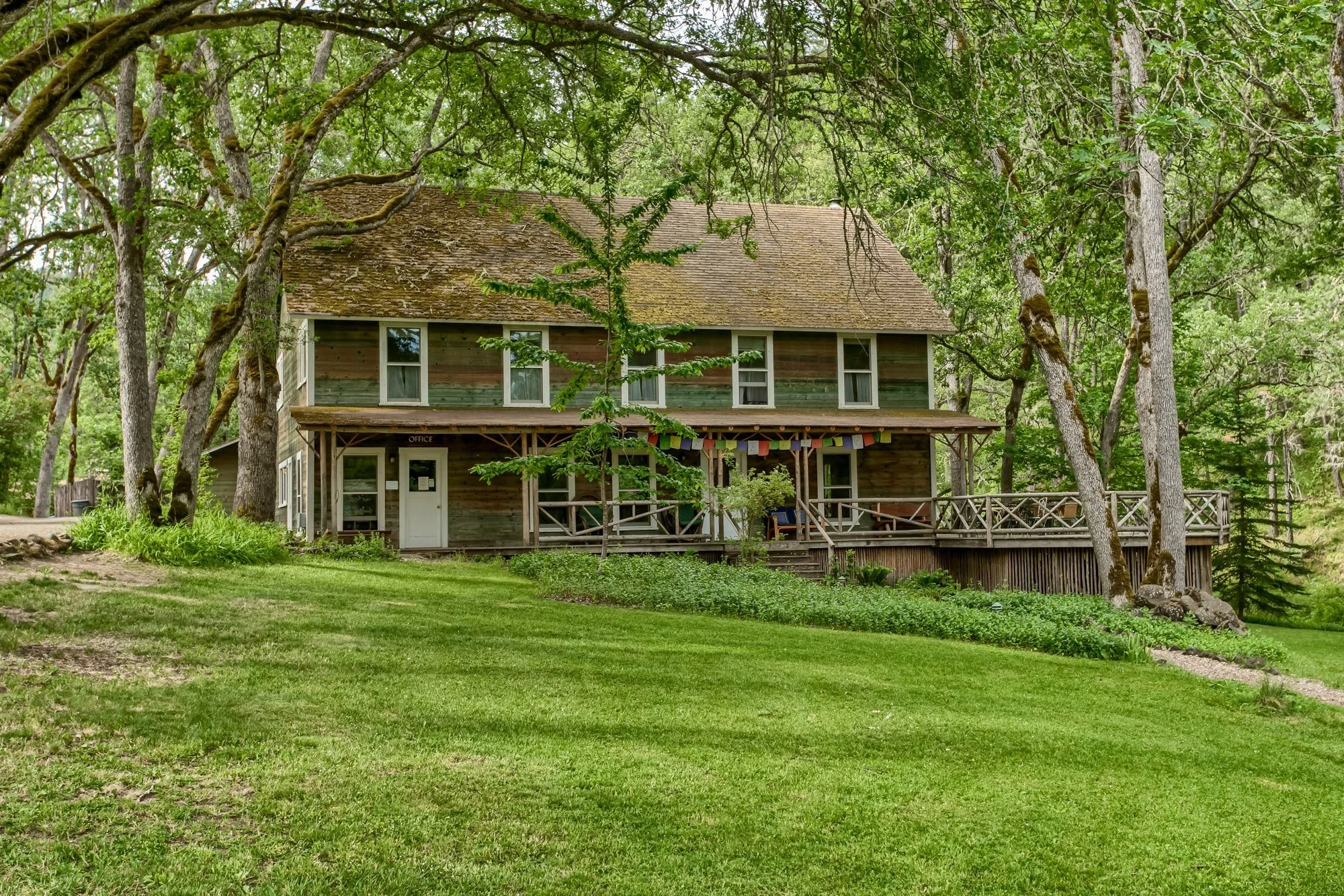 Buckhorn lodge.jpg