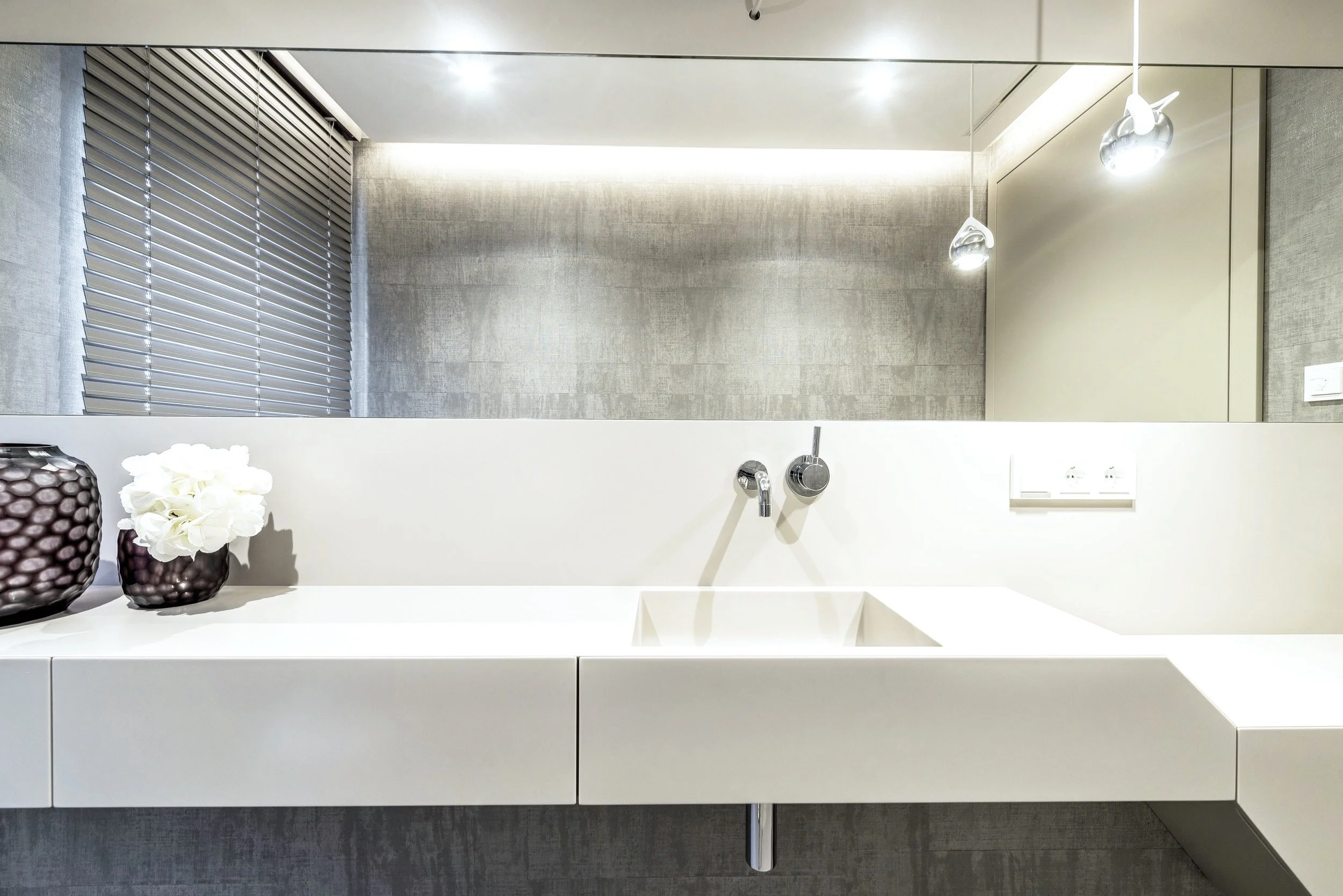 gaeste-wc-massanfertigung-schreiner-moebeldesign-innenarchitektur .jpg