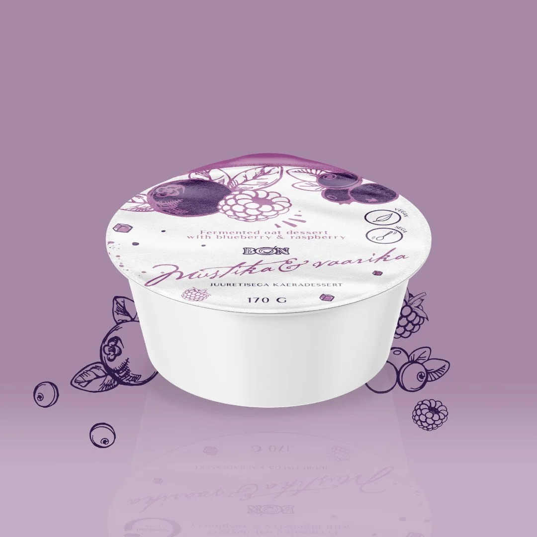 Fermented oat dessert — blueberry & raspberry