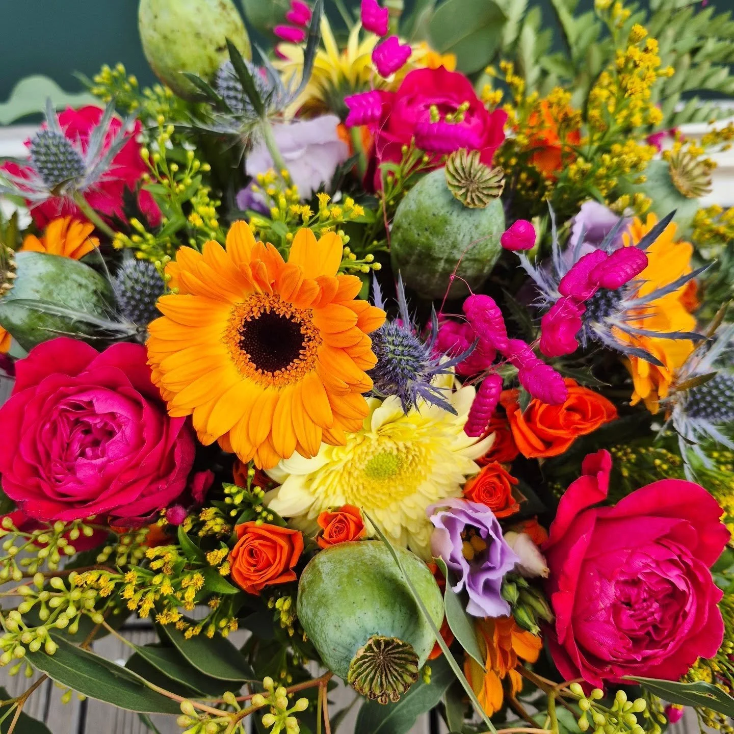 Sublimez votre intérieur avec notre bouquet L'Éclat d'Automne aux couleurs envoûtantes ! Chez Violette & Abricot, nous avons capturé la douceur et la magie de la saison pour créer une composition unique à