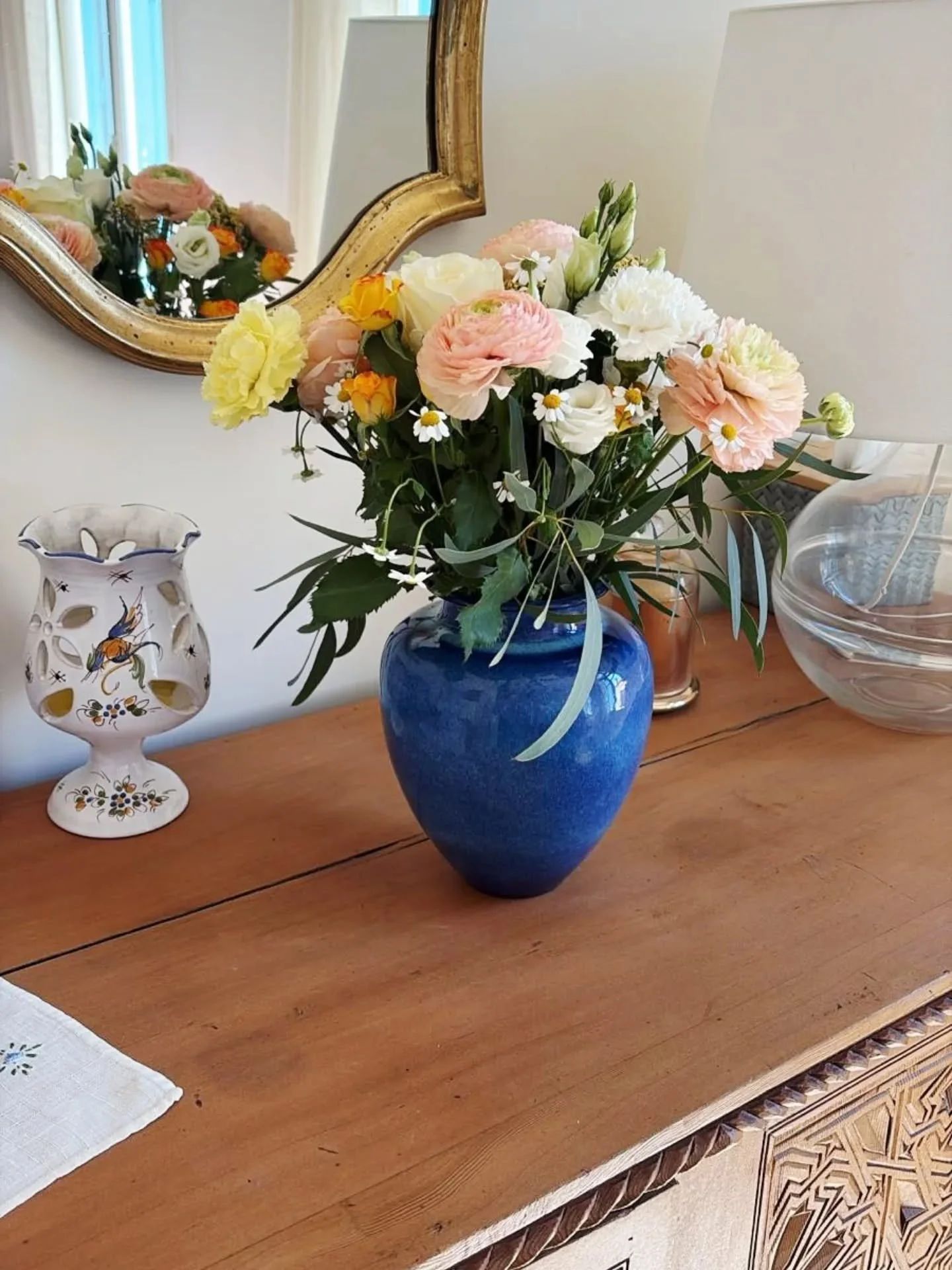 ​🐣 P&acirc;ques approche... et si on donnait une seconde vie &agrave; vos tr&eacute;sors ? 🌸

​Chez Violette &amp; Abricot, l'effervescence de P&acirc;ques a d&eacute;j&agrave; commenc&eacute; &agrave; l'atelier ! On s'active pour que vos tables de