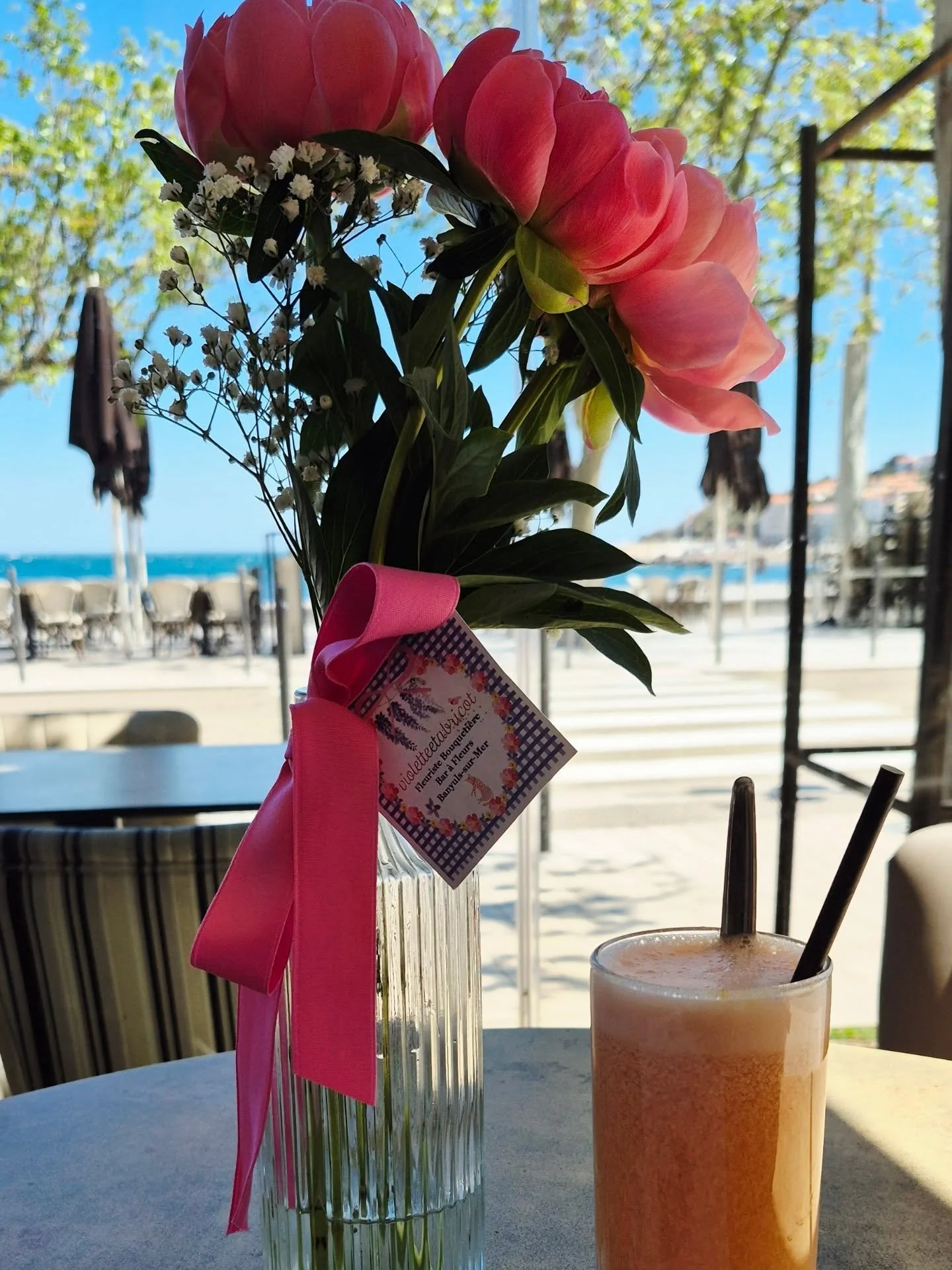 ​✨ Instant Mariage &agrave; Banyuls-sur-Mer ✨

​Rien ne remplace la convivialit&eacute; d&rsquo;un &eacute;change en face &agrave; face ! Aujourd&rsquo;hui, c&rsquo;est sur le front de mer, au Bar @latelier.banyuls , que les futurs mari&eacute;s de l