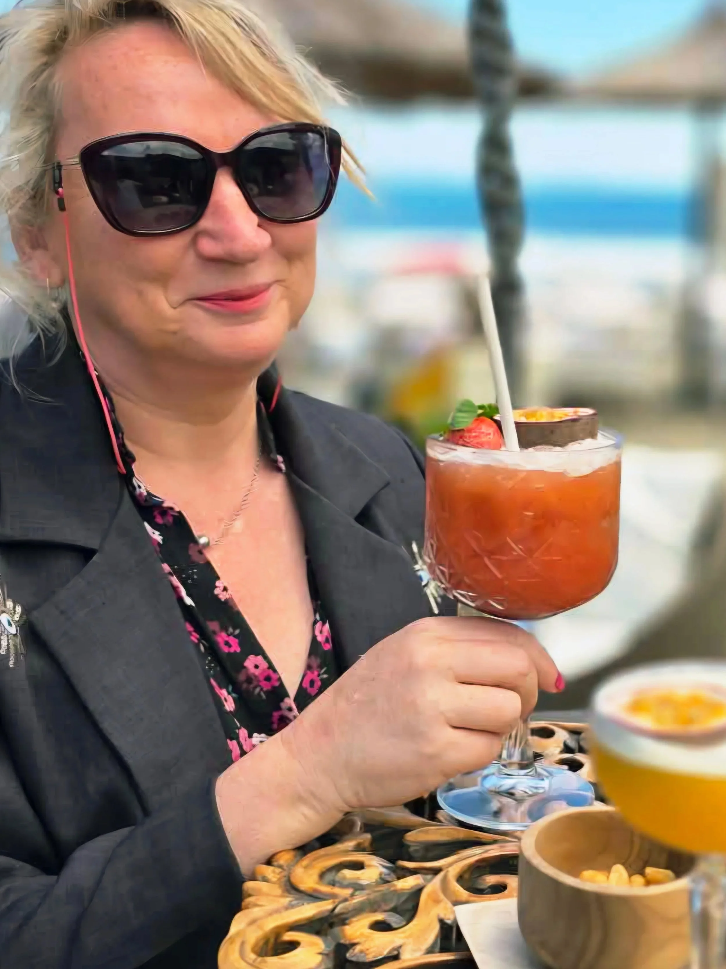 ​✨ Parenth&egrave;se enchant&eacute;e pour @violetteetabricot &agrave; La Nouvelle Vague ✨

​Quel bonheur de retrouver avec les beaux jours ce lieu d'exception ! 🌊☀️

​Apr&egrave;s une grosse semaine de commandes et de cr&eacute;ations, cette parent
