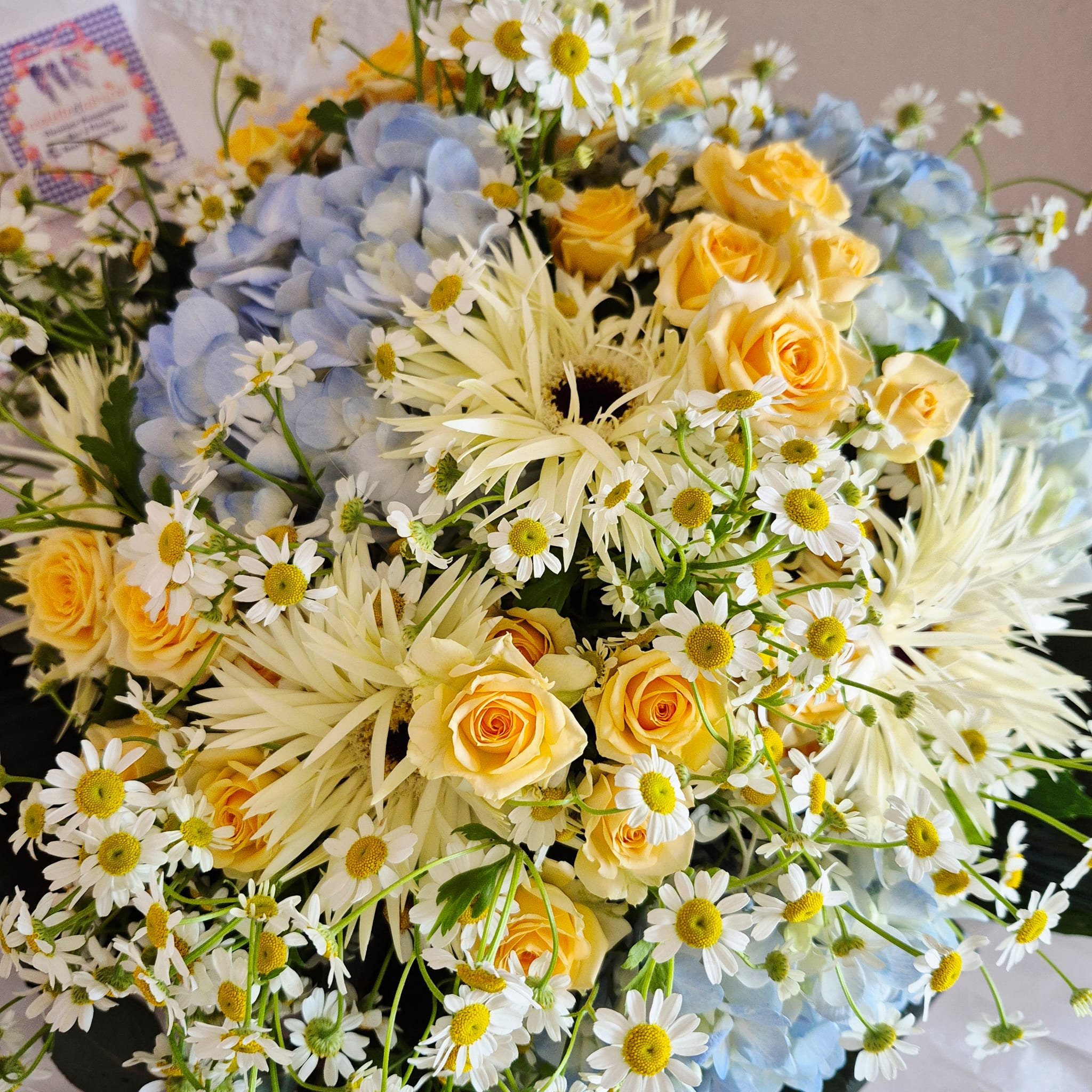 bouquet hortensia violetteetabricot.jpg