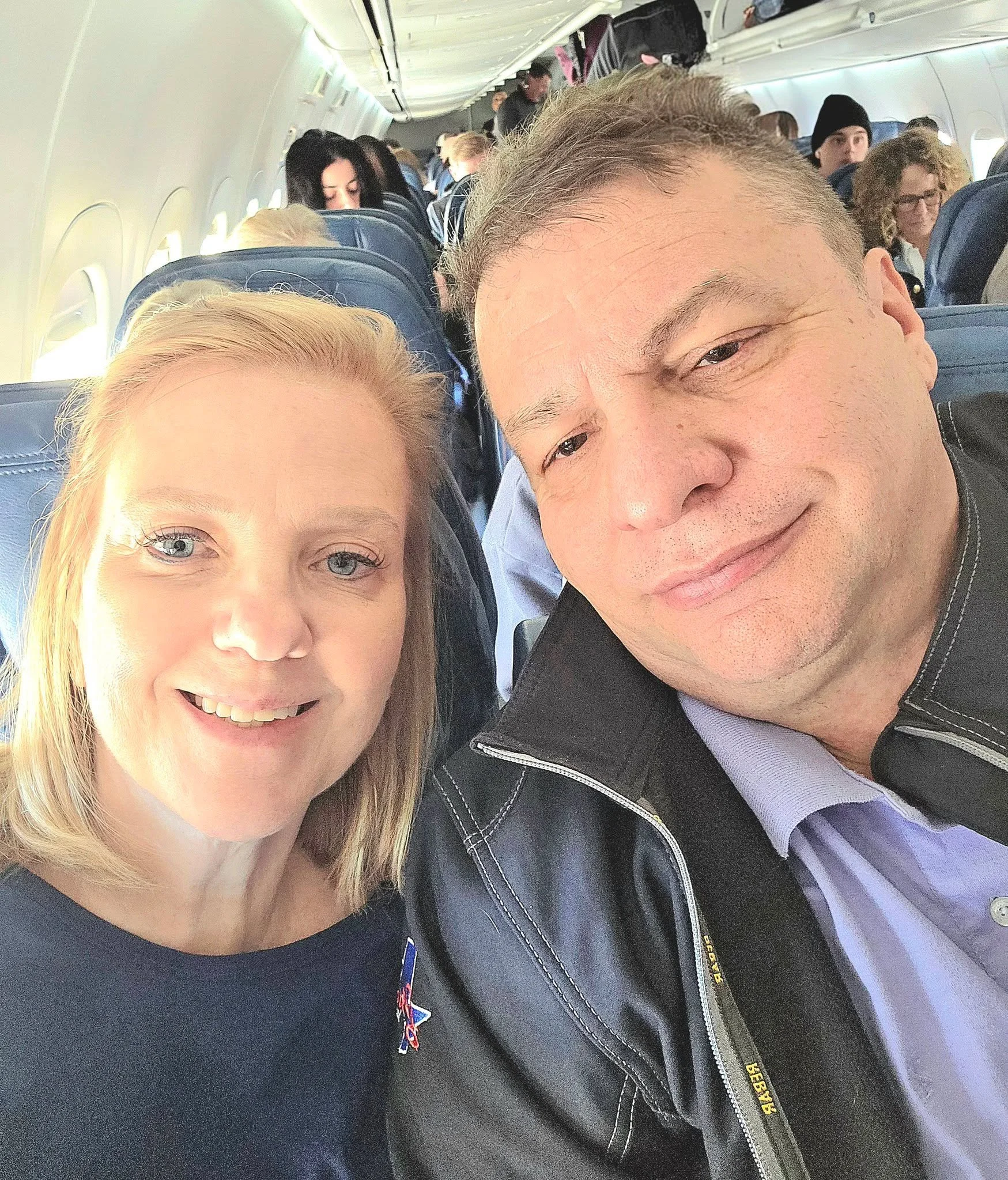 Wheels up!✈️🏝