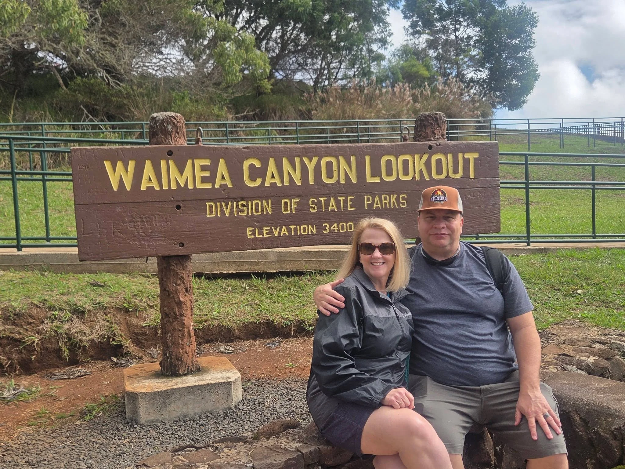 We spent a beautiful morning in Waimea Canyon on Kaui🌴