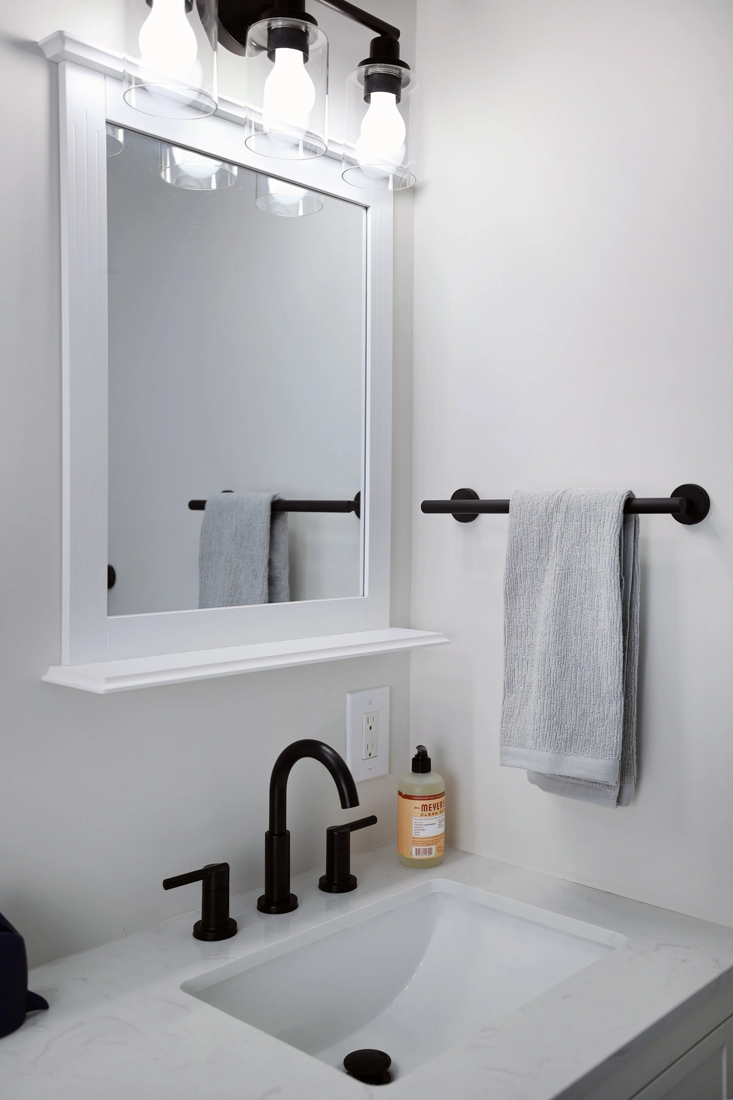 AF5A8703-e-warm.jpg