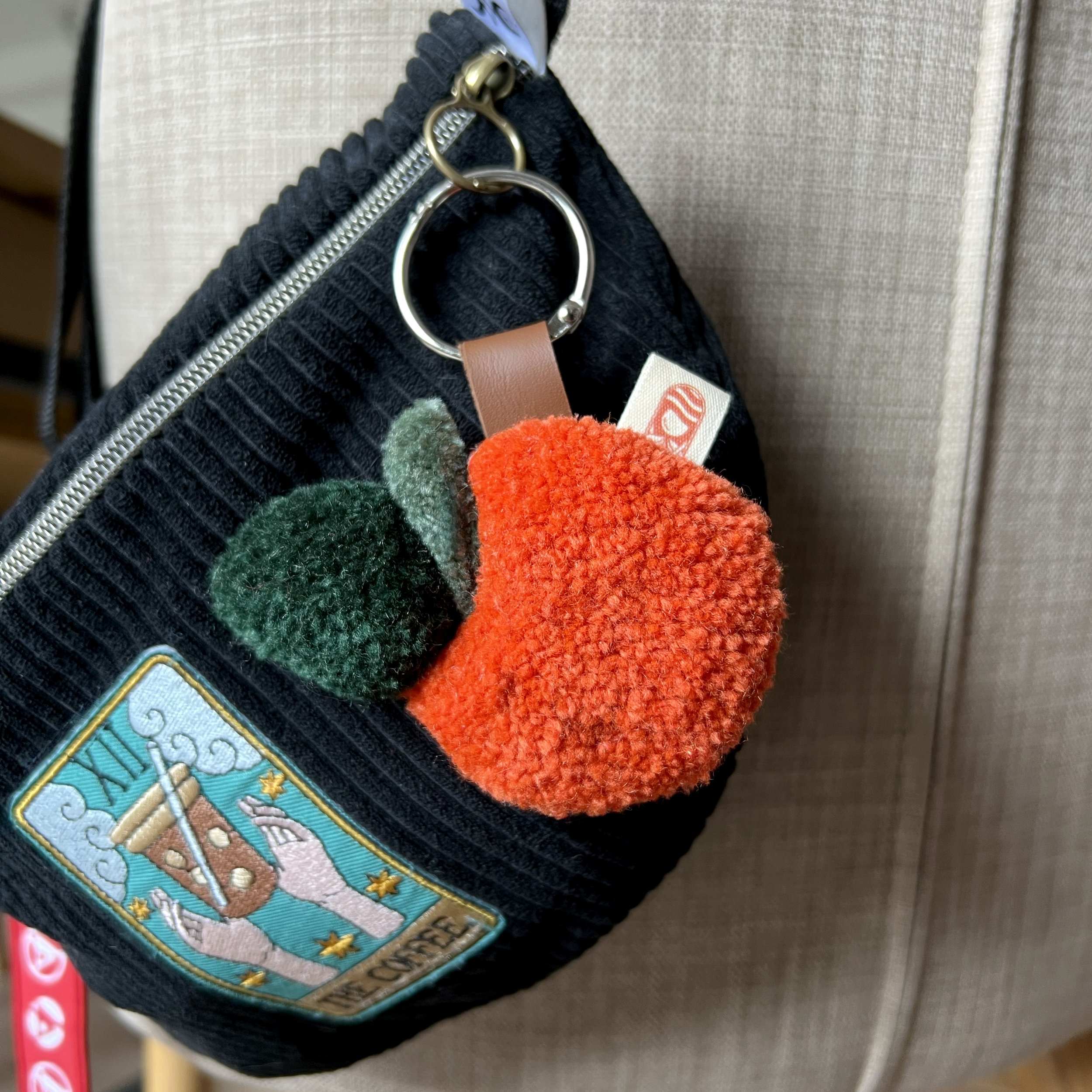 Charm Clémentine en tufting