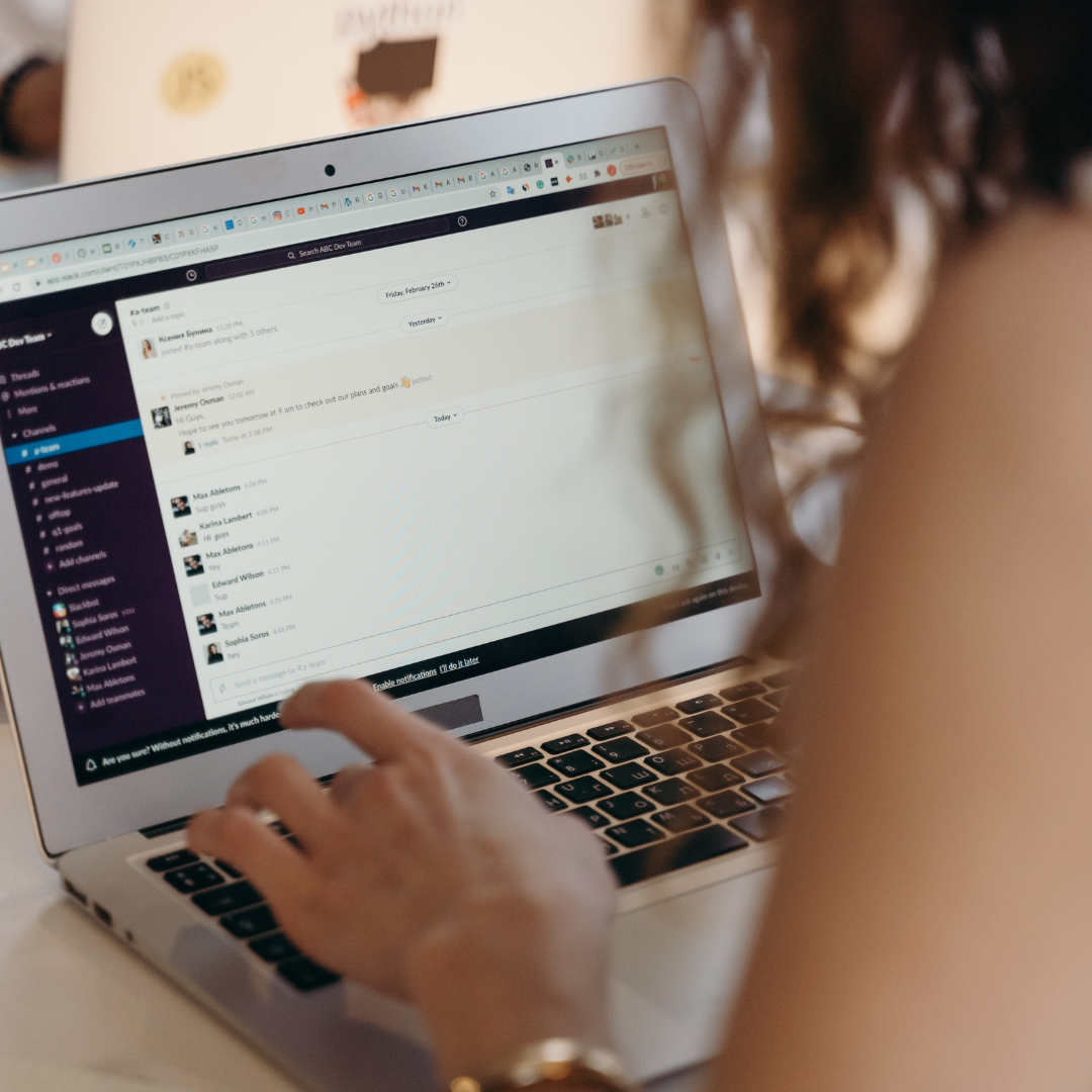 The Psychology of a Great Subject Line: What Makes People Click?