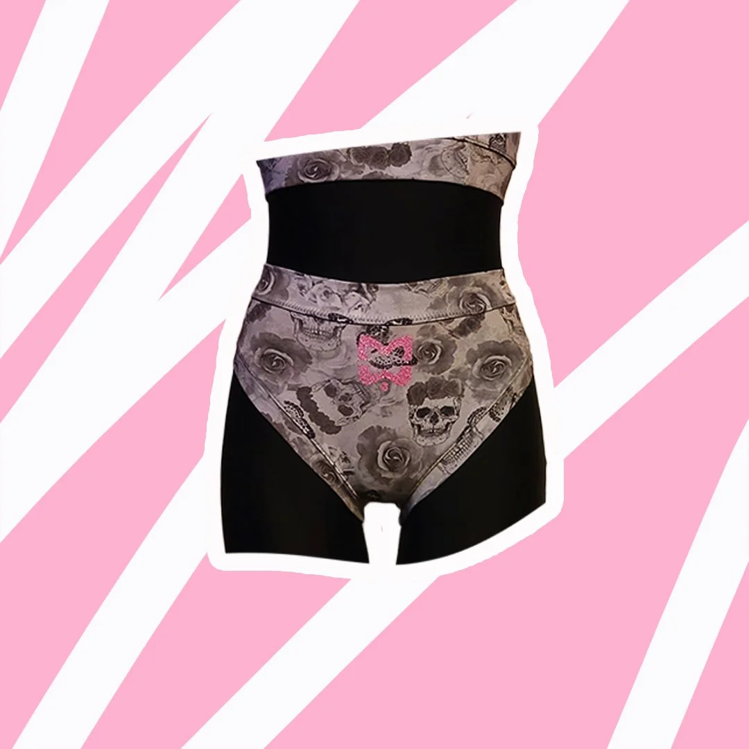 Arschdekolleté V.jpg