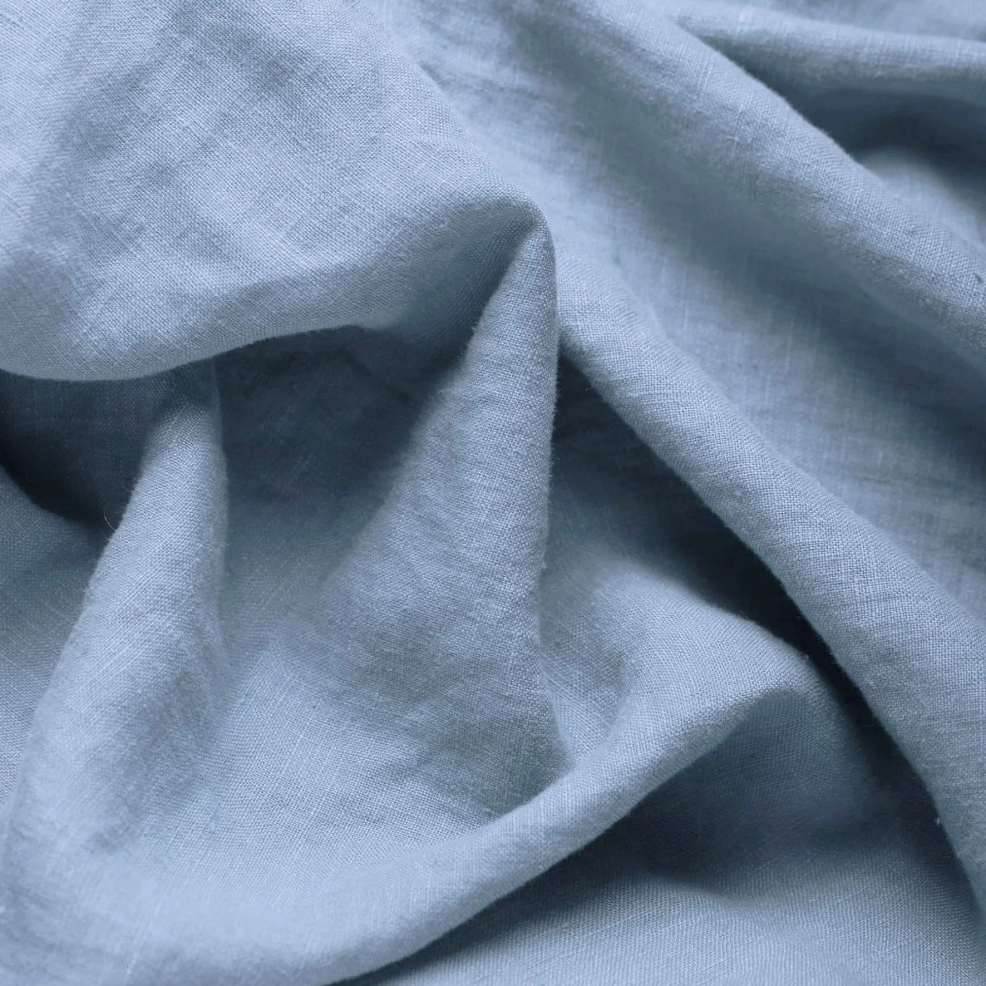 Bademäntel Leinen Lichtjeans 100% Leinen, Gewicht: 240 g/m², 30 Grad Waschmaschine, Sie können diese mit verschiedenen Lösungsmitteln, einschließlich Perchlorethylen, dämpfen (professionelle Reinigung), Bei maximal 150°C bügeln, Nicht bleichen, Nicht