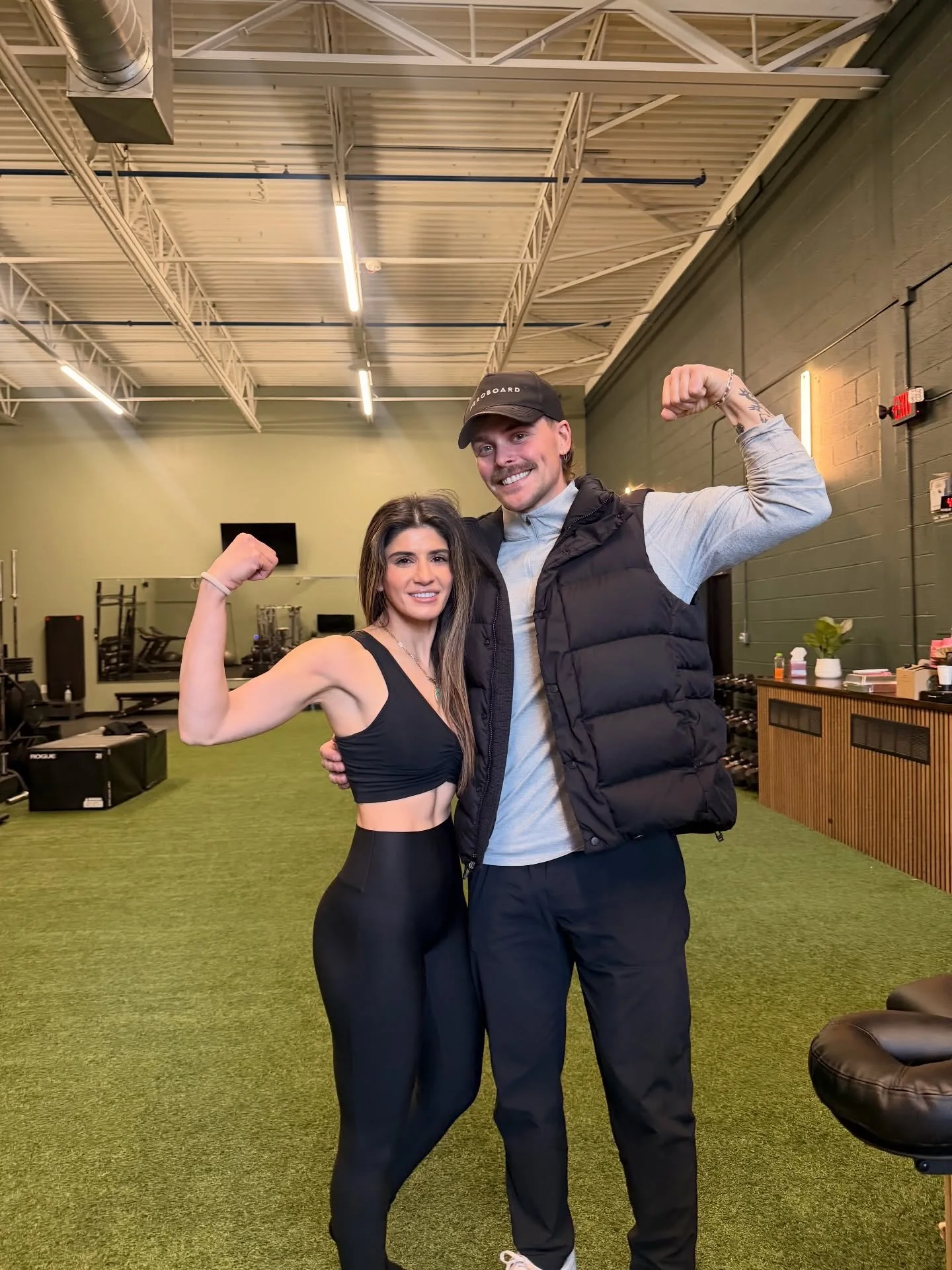 BIRTHDAY PARTY / WORKOUT FOR @rosey3angels 🎉🎁💪🏼