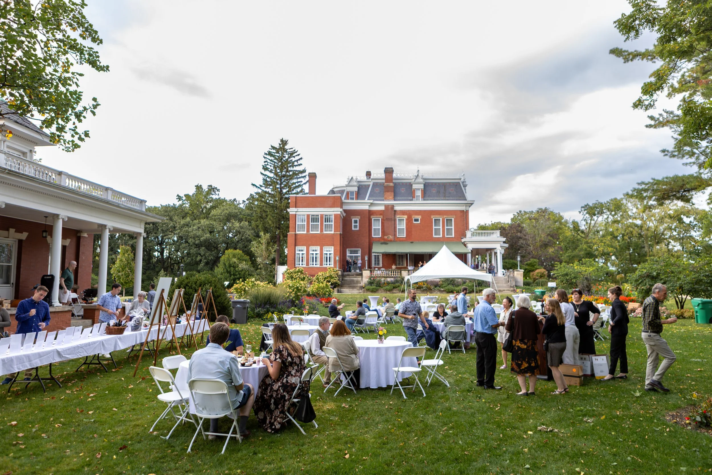 CaspariPhoto_WineOnTheTerrace-128.jpg