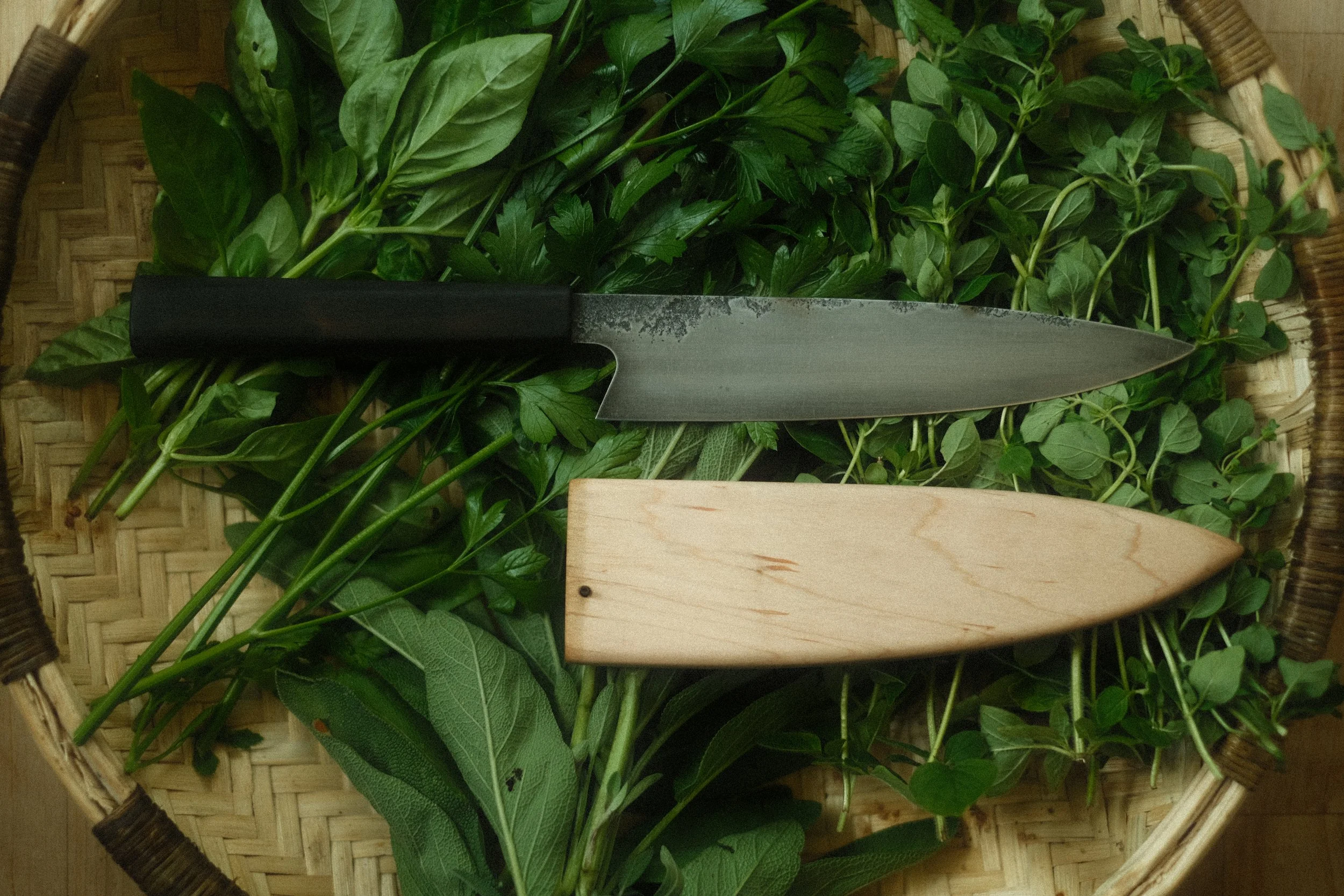 Kitchen slicer / 15n20 / Charred maple / Cherry saya