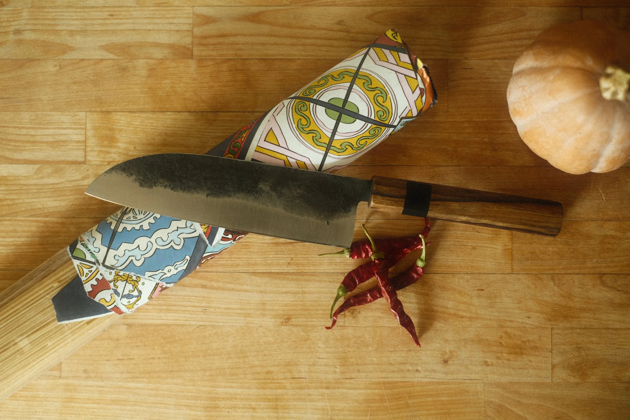 Forged Santoku / black limba