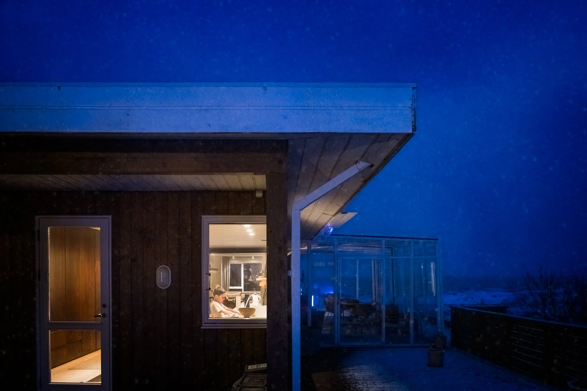 Loved the quiet evenings at our rented house in Iceland, the snow softly falling as we cozied up in the warm interior together. Especially as we launch ourselves into the spring craziness, I'm craving getting back to these slow moments together! Coun