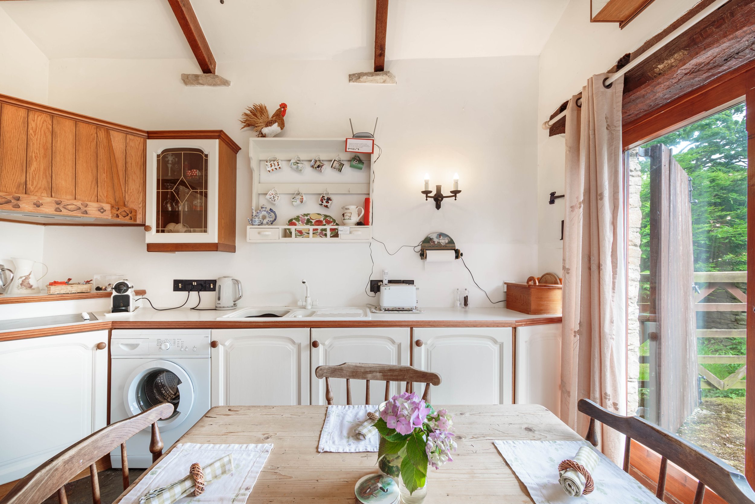 Kitchen-2.jpg