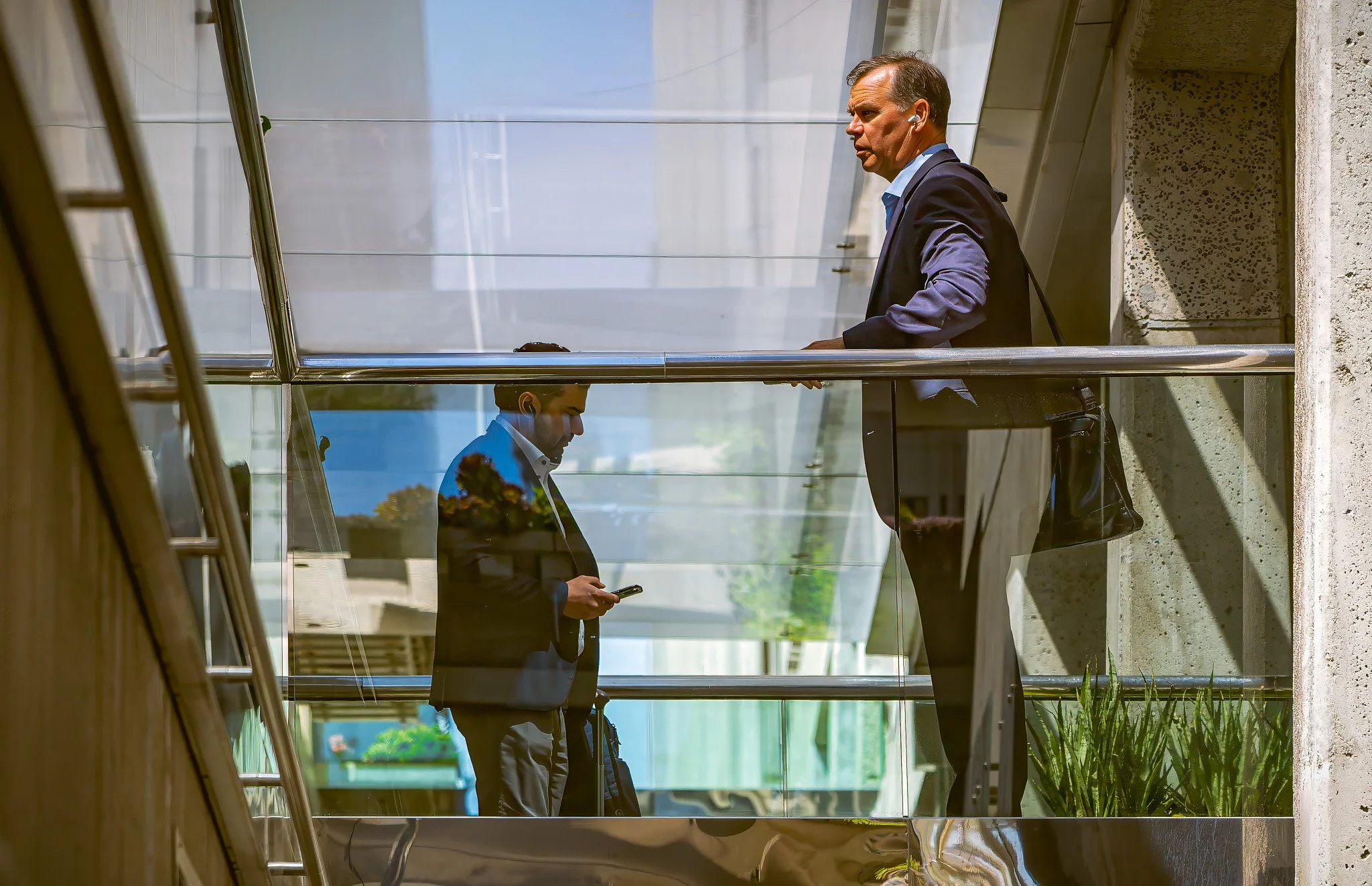 My Virtual Think Tank: Experience Beats the Algorithm