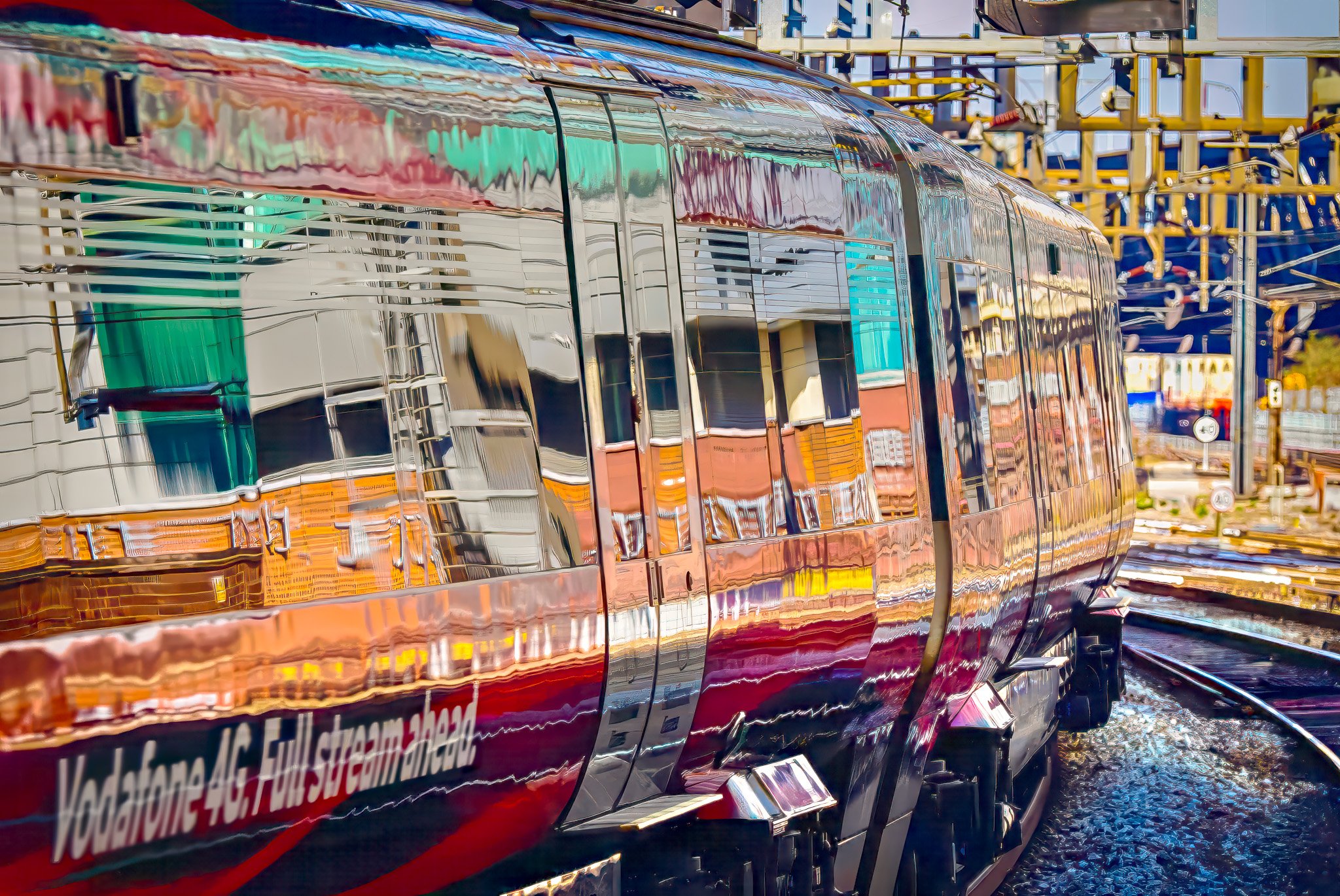 Heathrow Express leaves Paddington Station