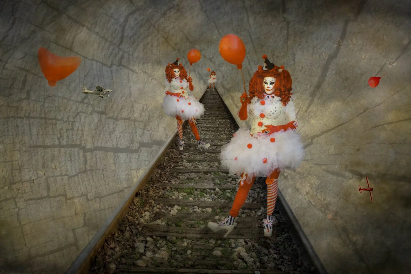 Tha magic tunnel-.JPG