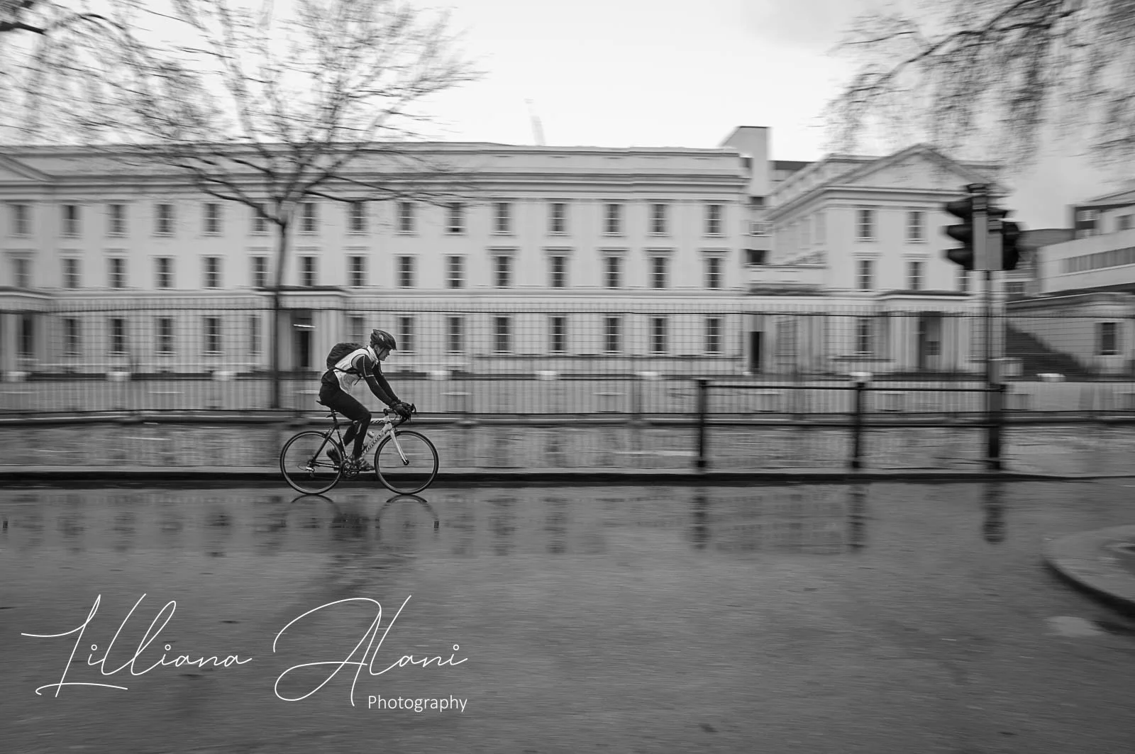 cyclist london-.JPG