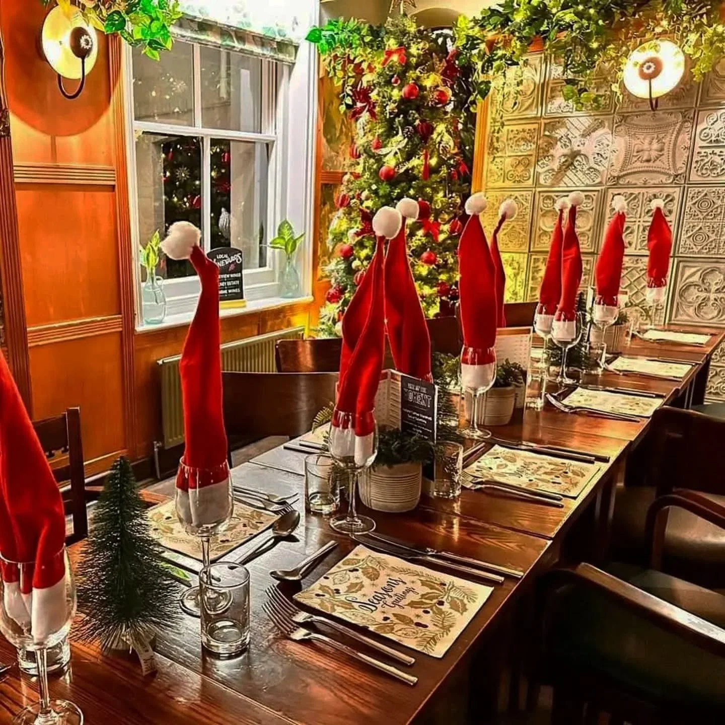 Have you booked your christmas get-together yet?🍾 

Weekends in December are filling up quickly, but we do have limited space left! 🎄

Call us on 01273 738266 ☎️ or drop us an email info@hoveplace.co.uk to discuss your festive party! 🎁🎄