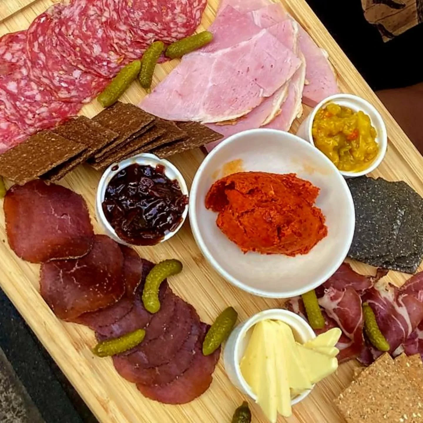 Its that time between christmas and NYE when we don't know what day it is! 🫣

But we do know we will be serving up fab food and the perfect pour to keep the festivities going 🥂

#PubDiningGarden ##hoveplace ##brightonandhove #foodie