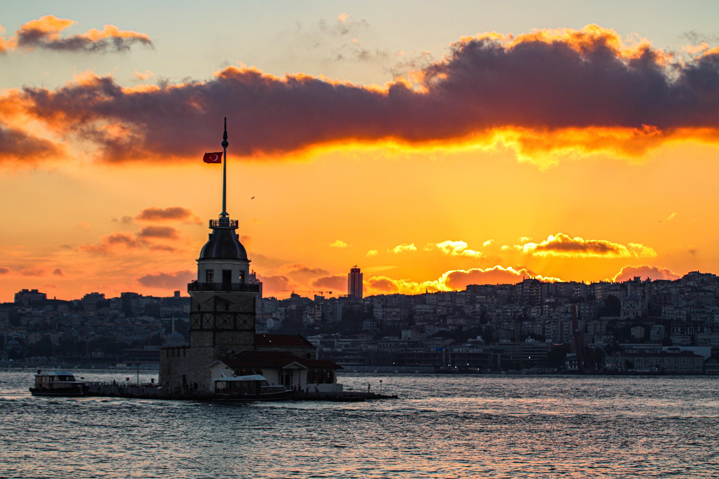 maidens-tower-sunset-health-trip-istanbul.jpg