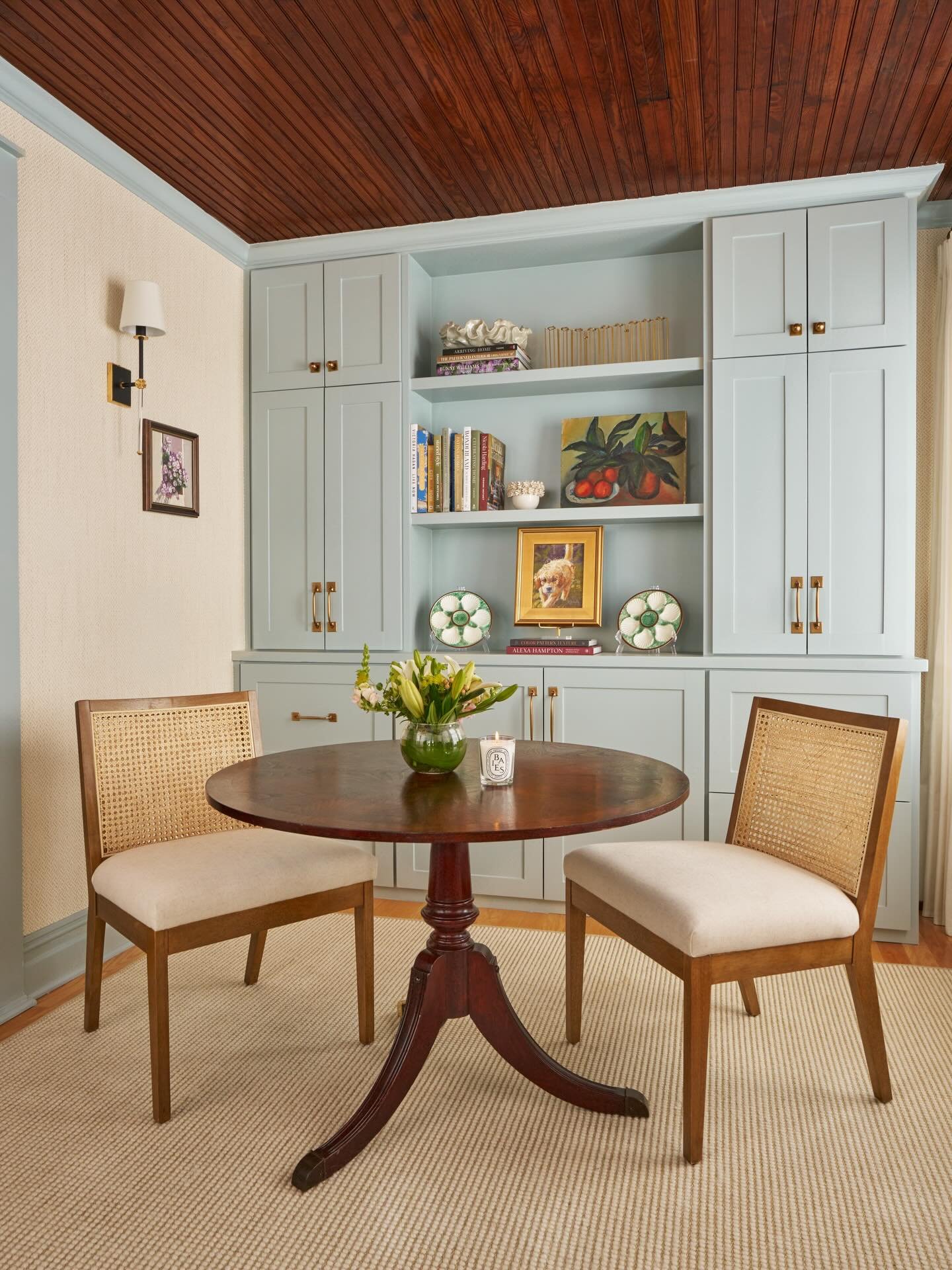 The perfect place for a game of mahjong. 

Where every detail invites you to slow down, gather around, and play a little longer.
Soft lighting, layered textures, and a table that&rsquo;s always ready&mdash;this is more than a game space, it&rsquo;s a