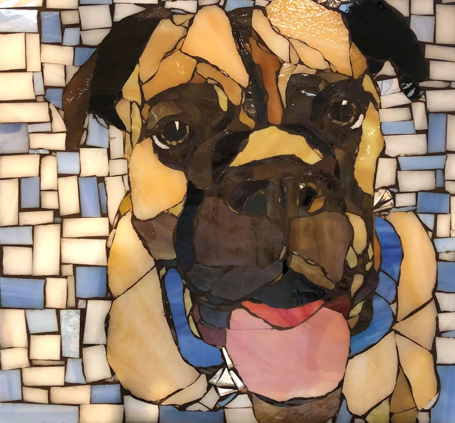 The Bull Mastiff Kiss