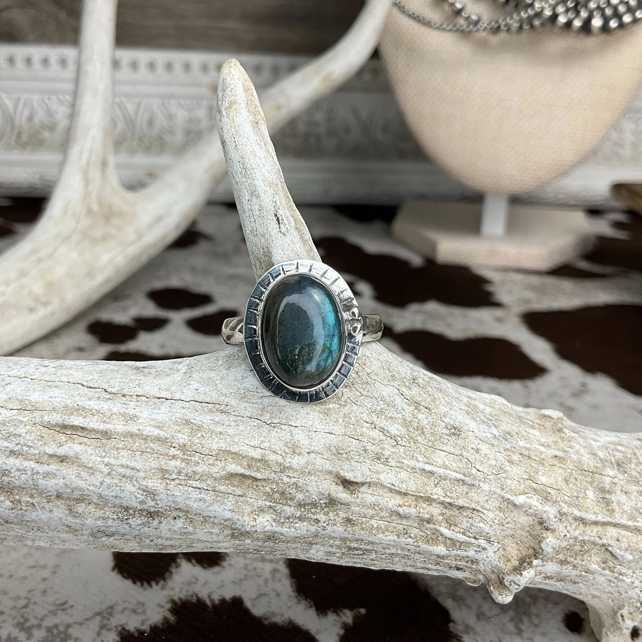 Labradorite 925 Sterling Silver Ring