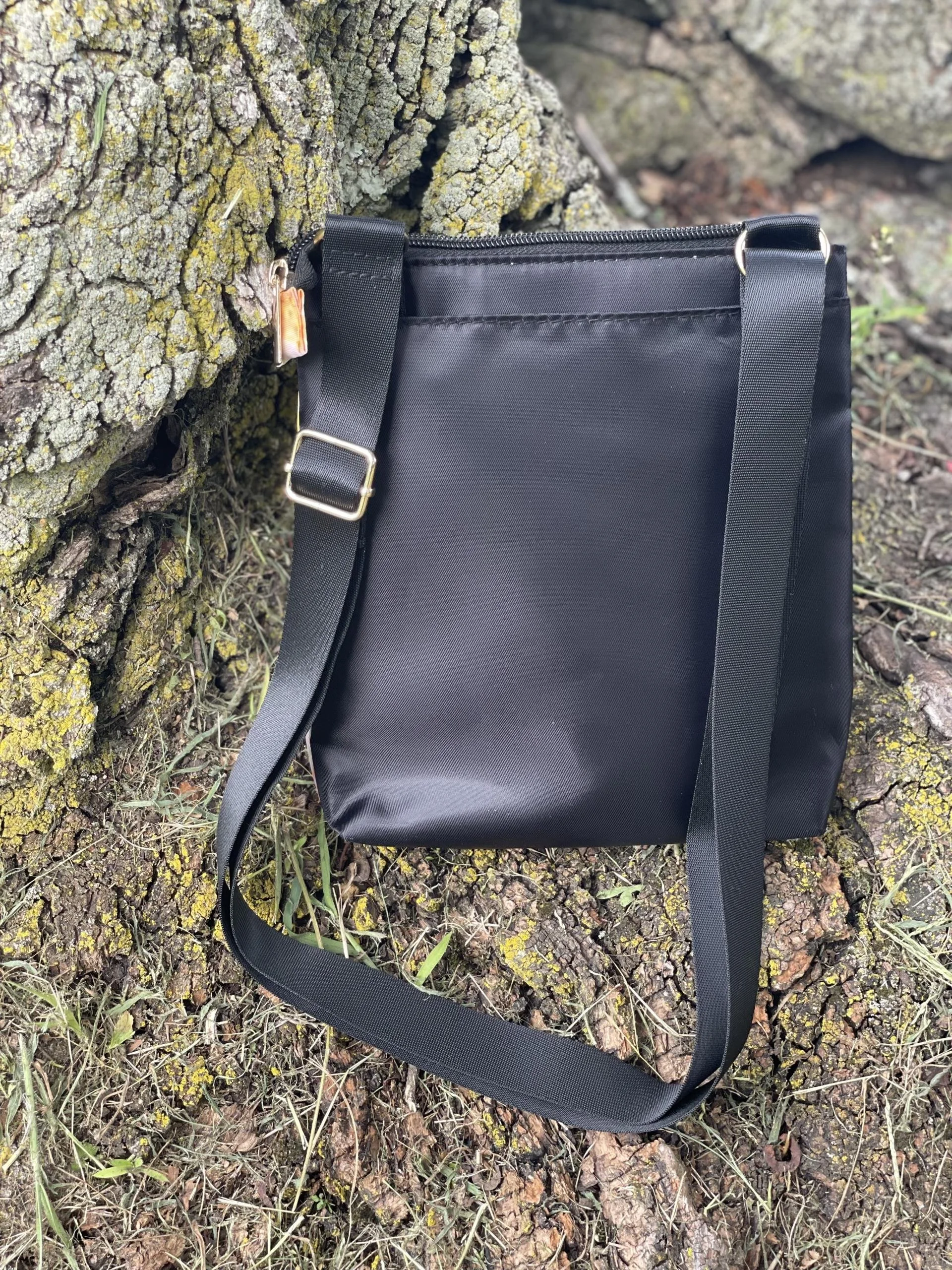 I Am Serene Travel Purse