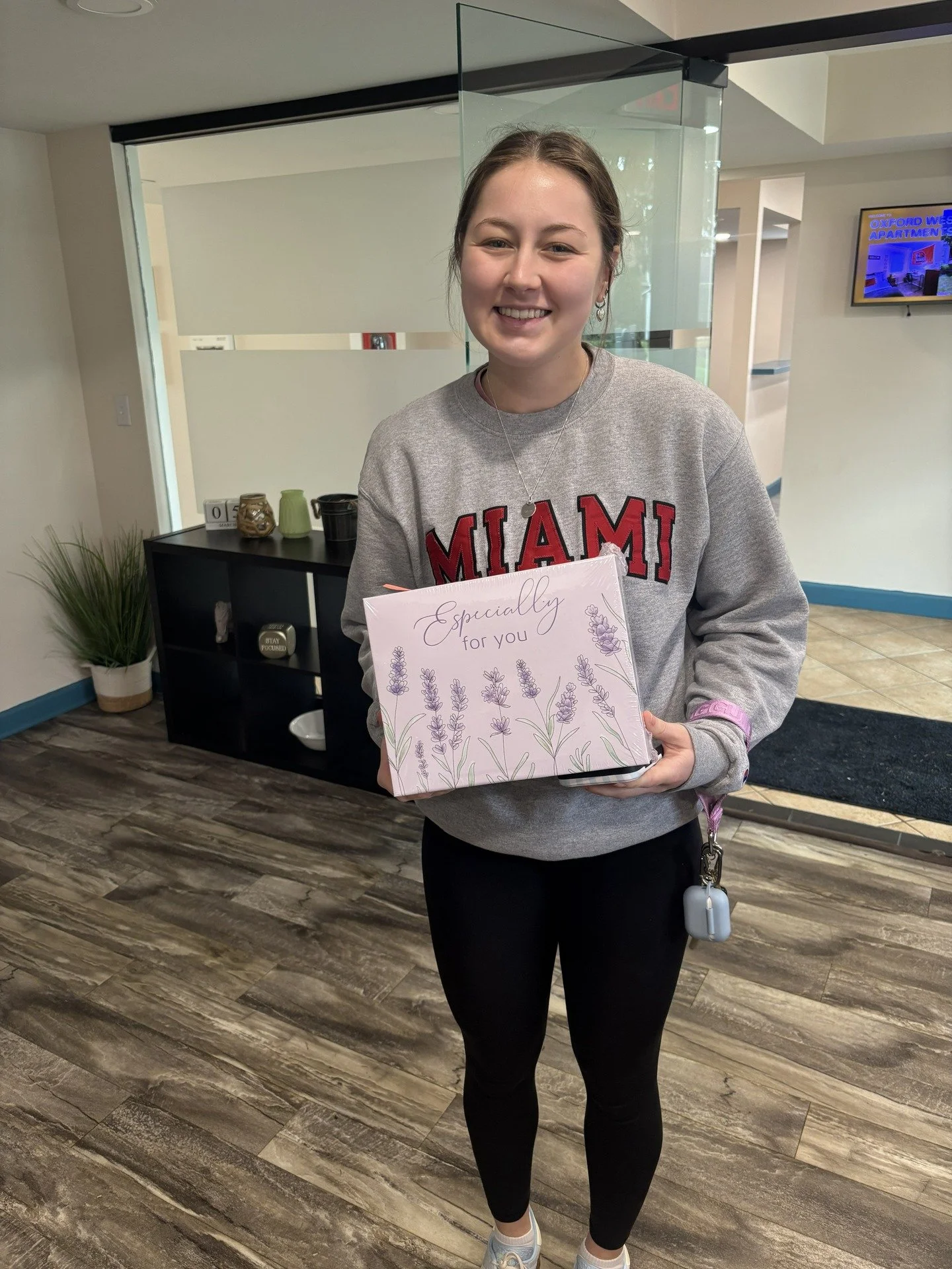 ✨🎉 Congratulations to the WINNERS of our Spa Day Baskets! @cclaireogden @ashlynn.j.phillips @alexiss_sellarss 🎉✨

We&rsquo;re so excited to treat you to a little relaxation and self-care 💆&zwj;♀️🕯️🧴 
Thank you to everyone who entered and support