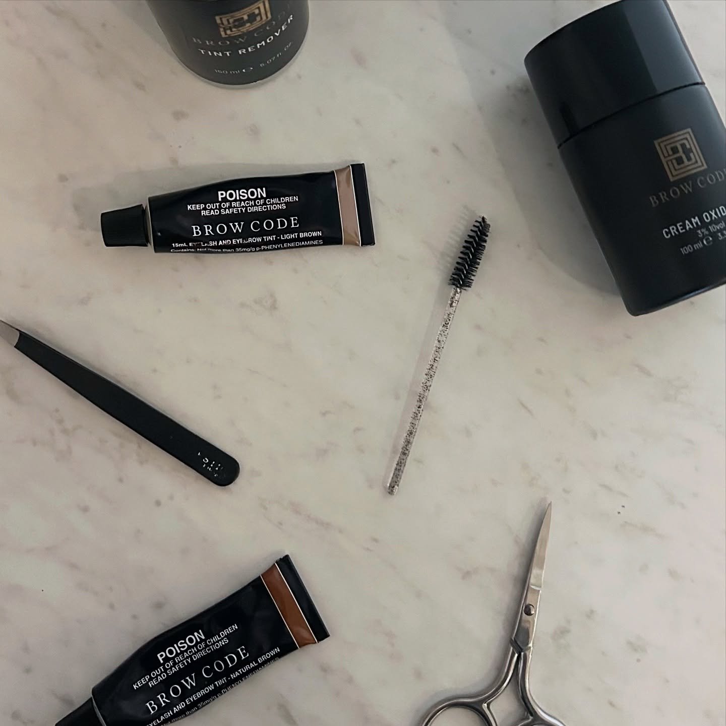Have you gotten your brows done recently? This is your reminder to book your brow appointment! π€ Link in bio to book
#minneapolis #minnesota #esthetician #estheticiannearme #facials #skincare #acne #brow #lashlift #browcode