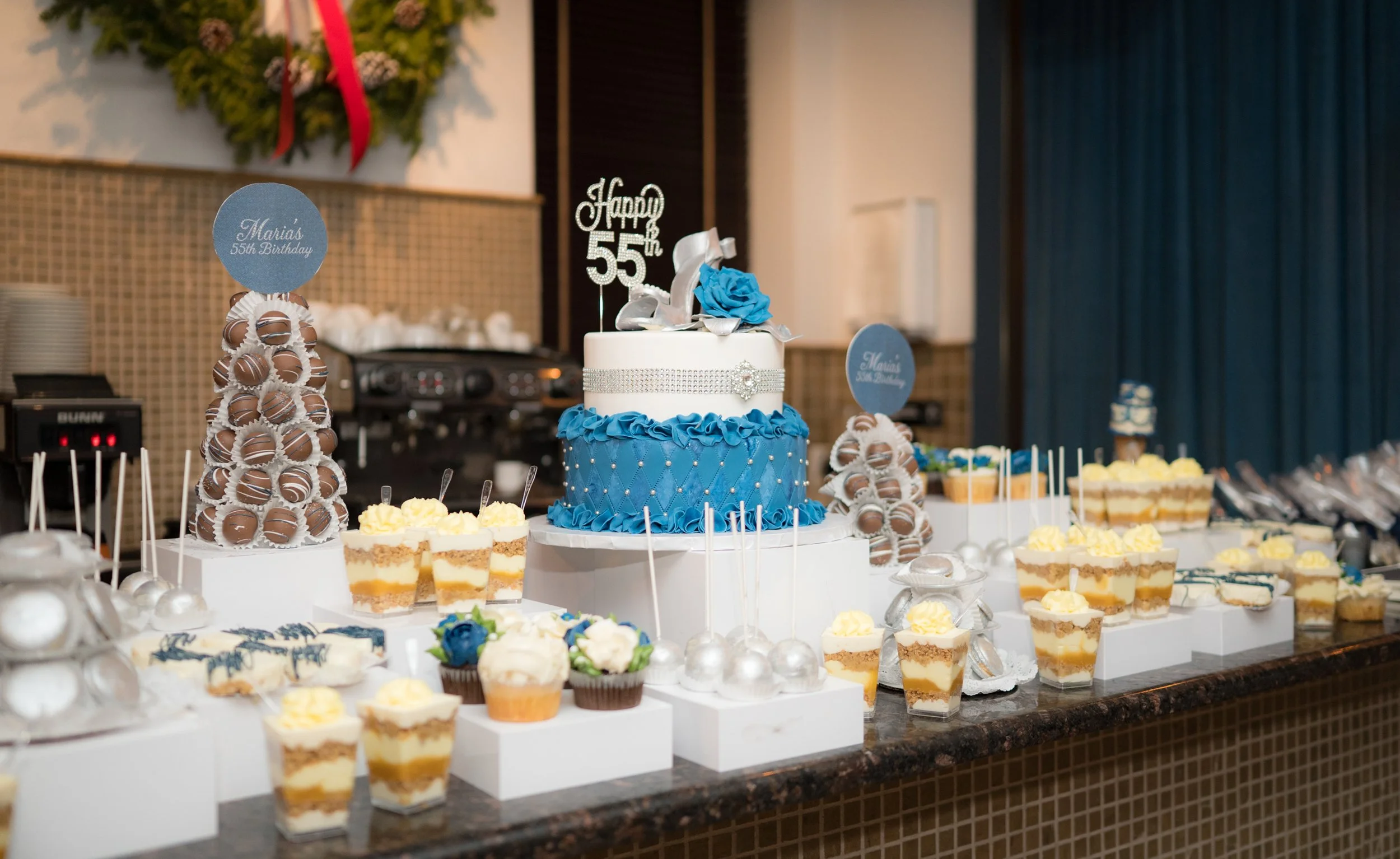 saly-gs-restaurant-surprise-birthday-party-by-the-jersey-city-photographer-1812.jpg