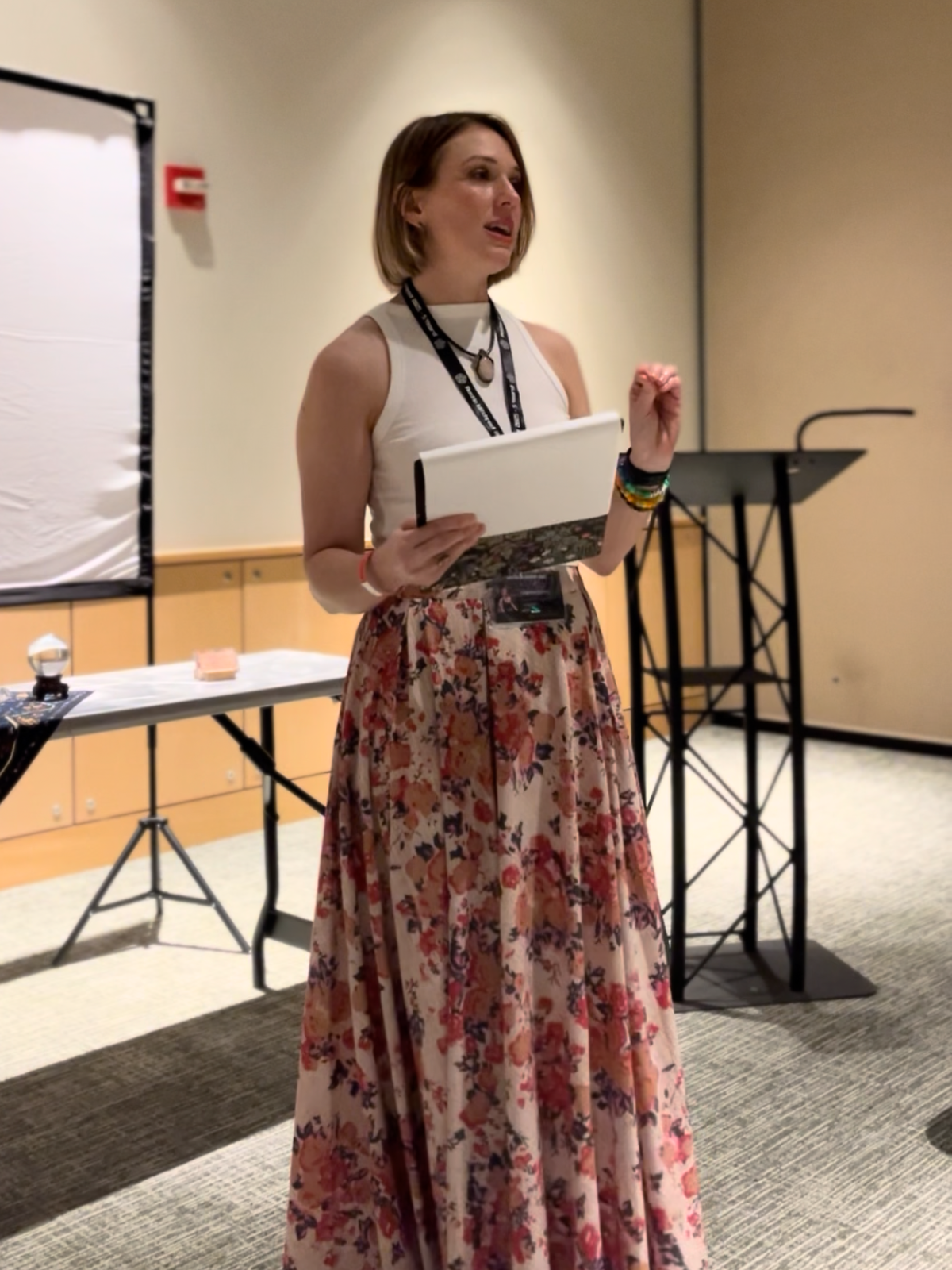 Tabitha Starr, soul-led business coach and branding expert supporting spiritual coaches with aligned strategy