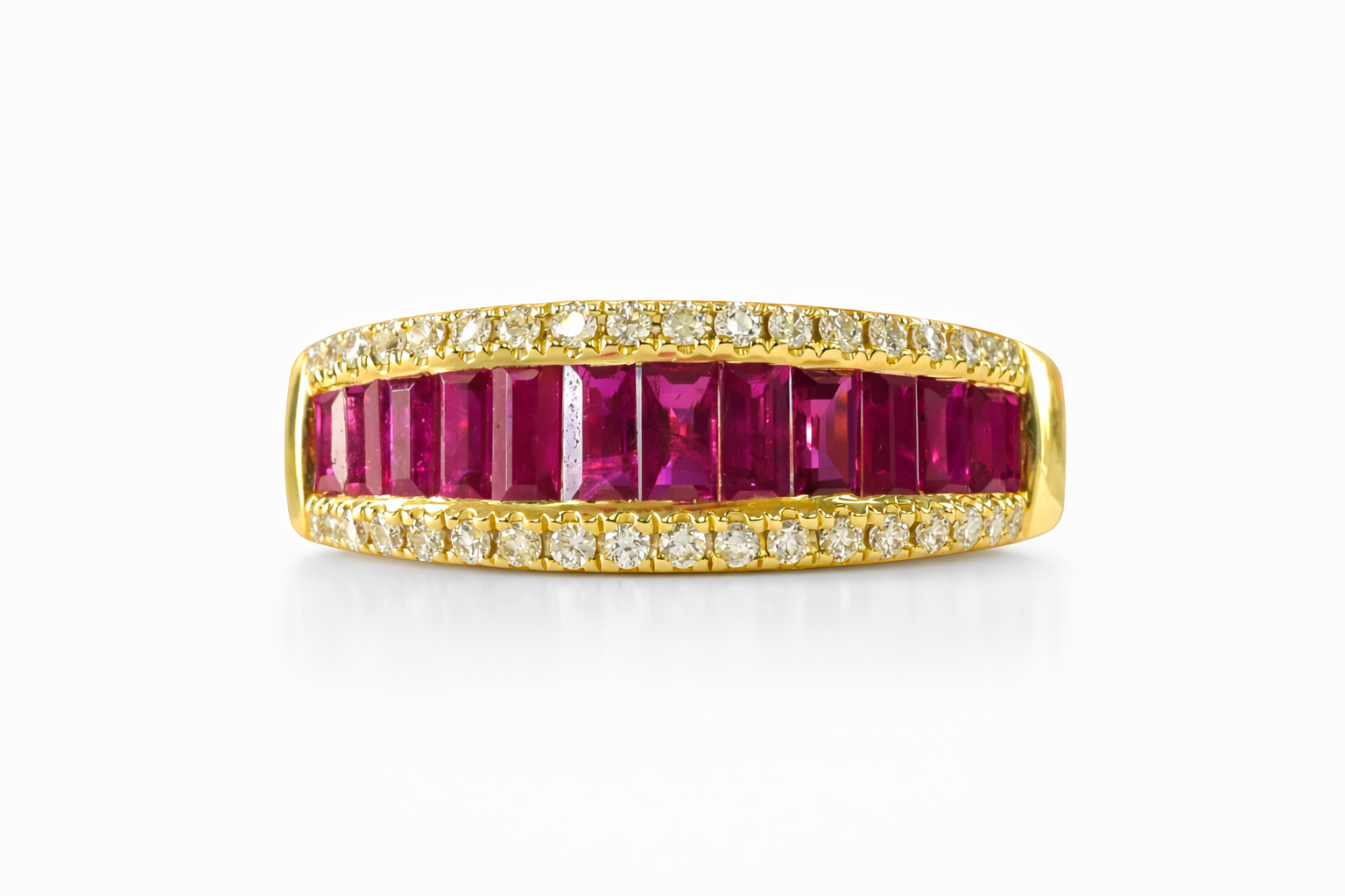 Elegant gold ring with rubies and diamonds 1.png