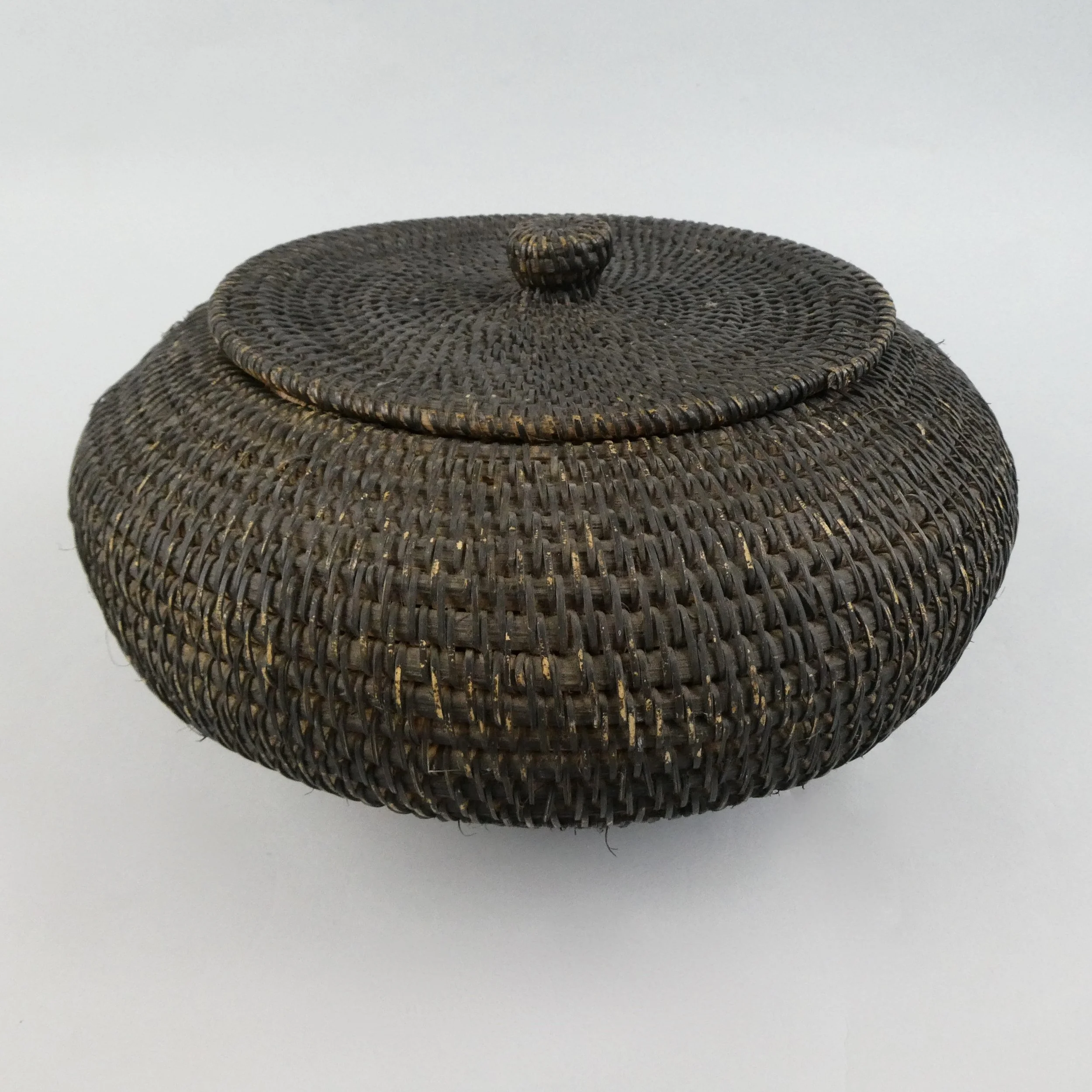 Bali Basket with Lid