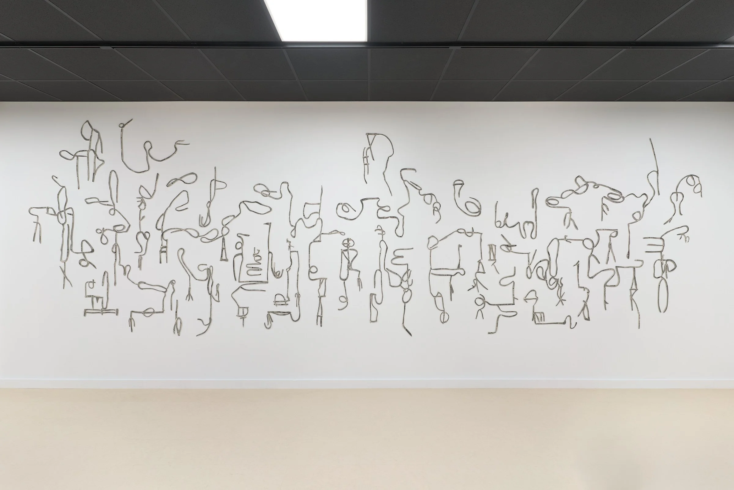 Katy Fischer
Sprawlers, 2026
Porcelain ceramics.
265 x 86”

