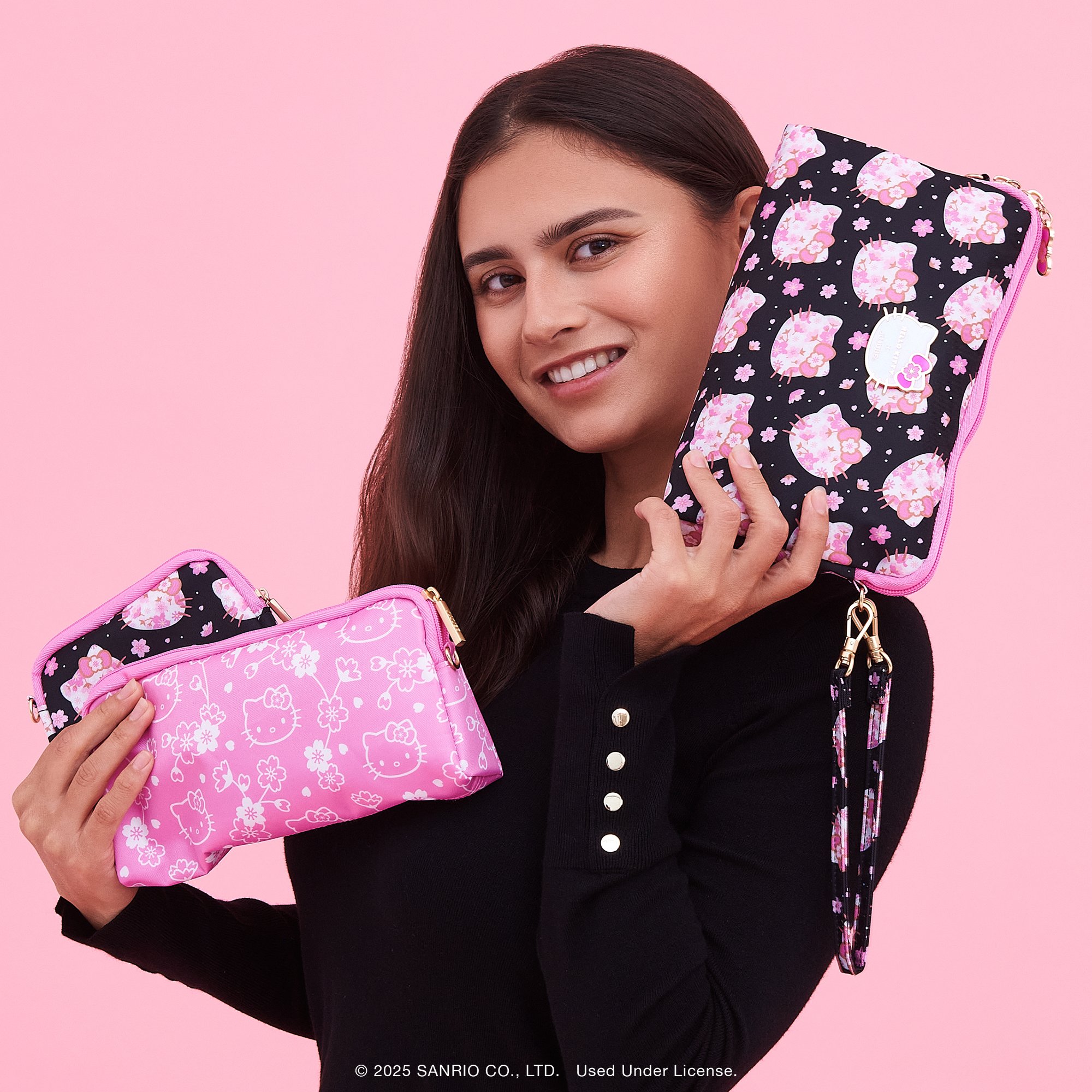 JuJuBe_HelloKittyCherryBlossoms_LifestylePhoto_2000x2000_15.jpg