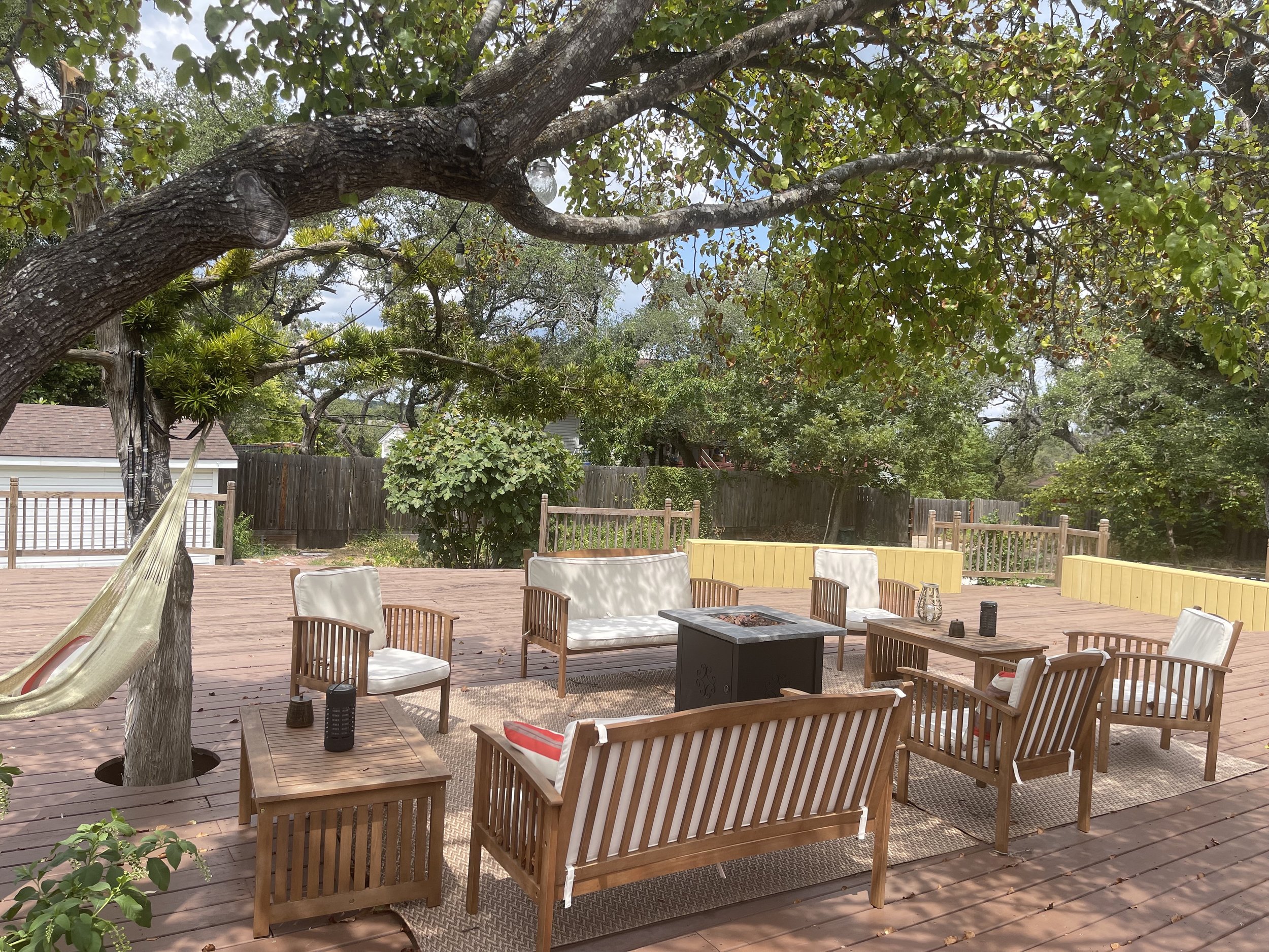 deck furniture close up.jpg
