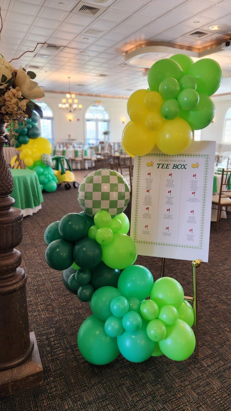 welcome sign tee box.jpg