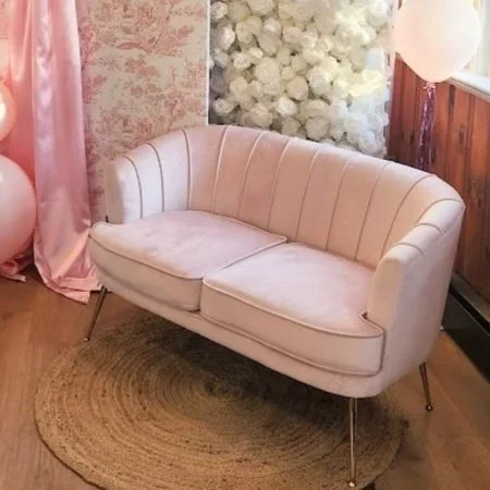 pattern arch with pink loveseat.jpg