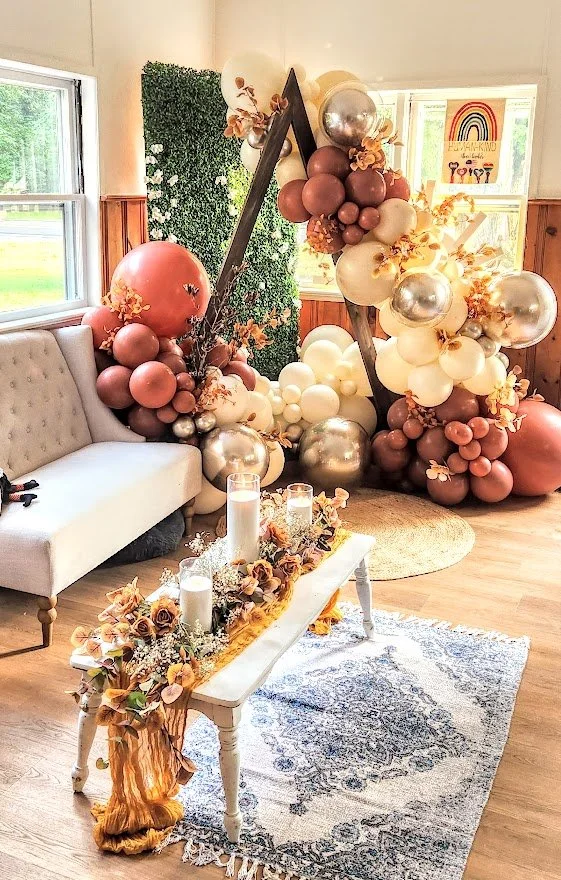 Flowers and balloons for fall