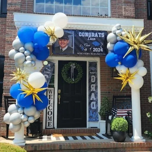 balloons for porch.jpg