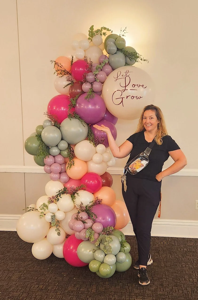 free standing balloon garland