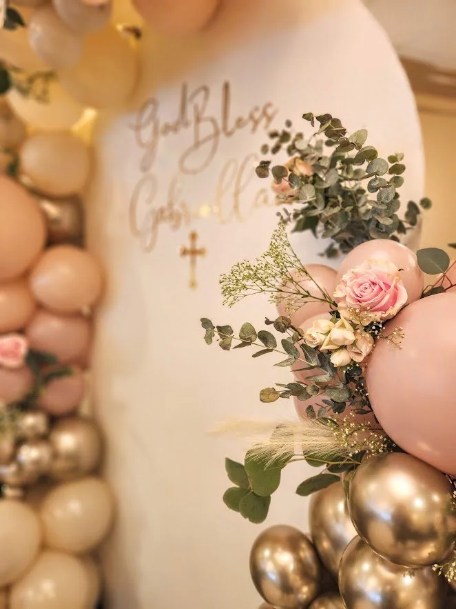 Balloons with Fresh Flowers for Baby Shower Backdrop