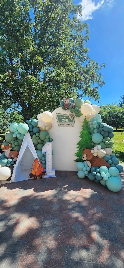 theme props in balloons