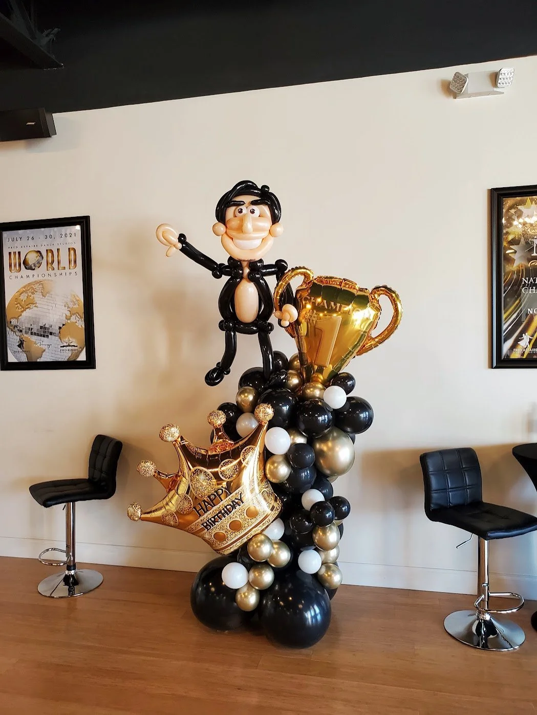 free standing balloons